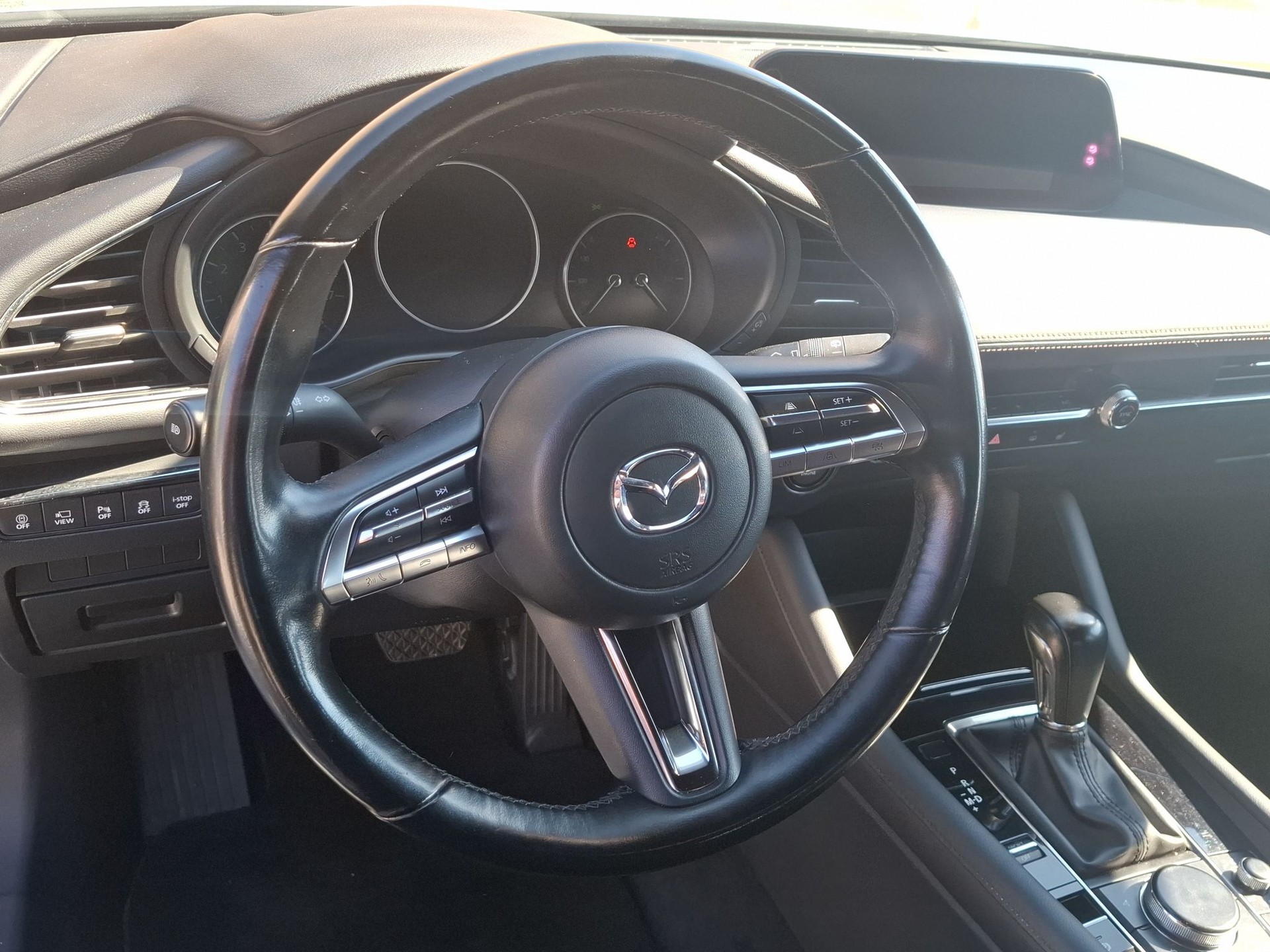MAZDA 3 Hatchback SKYACTIV-X M Hybrid 186 Ambition Plus Automat-image-8