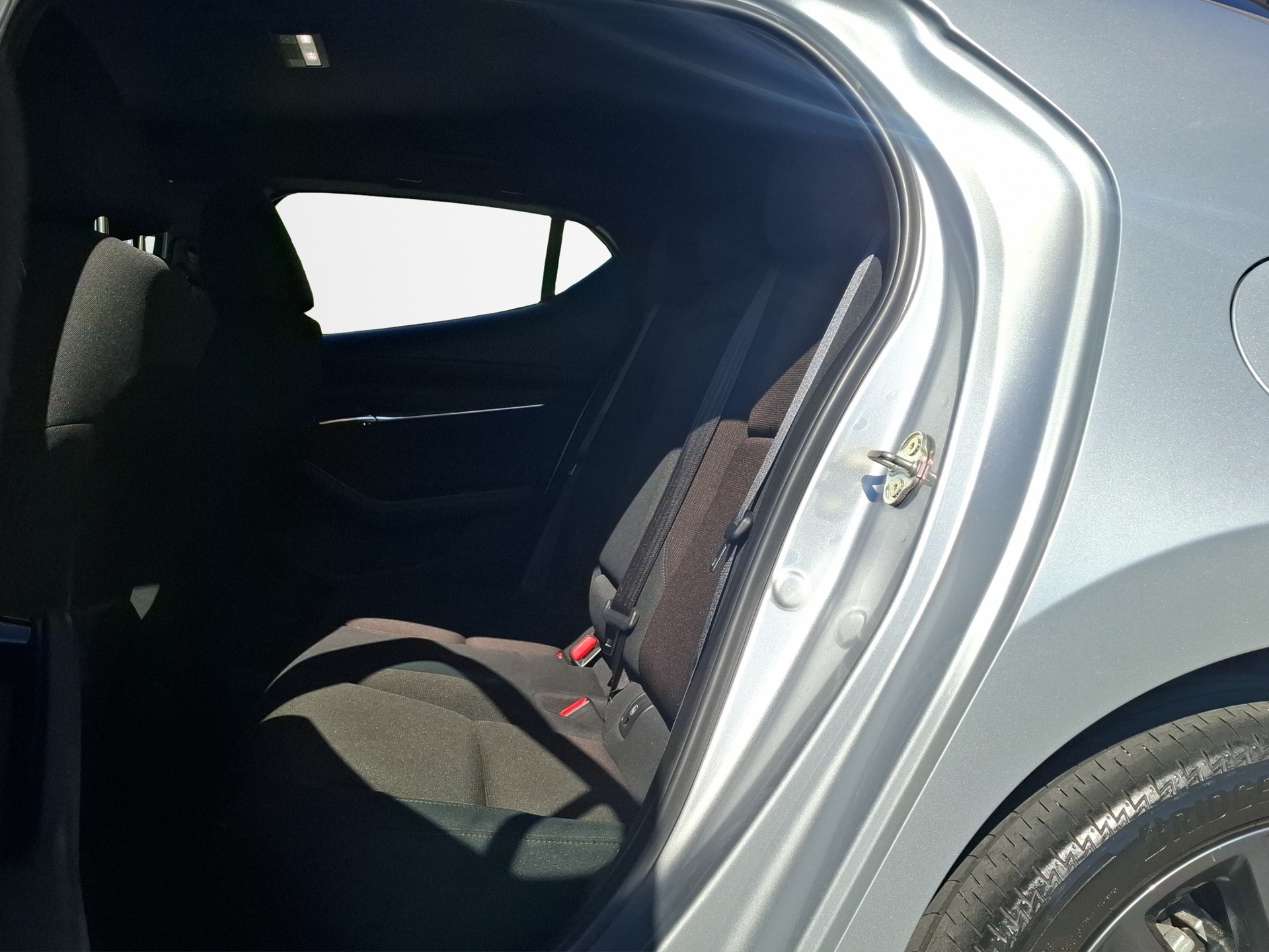 MAZDA 3 Hatchback SKYACTIV-X M Hybrid 186 Ambition Plus Automat-image-9