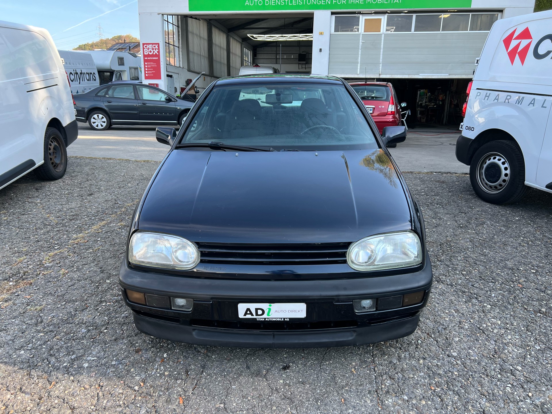 VW Golf 2000 GTI 16V Edition-image-7