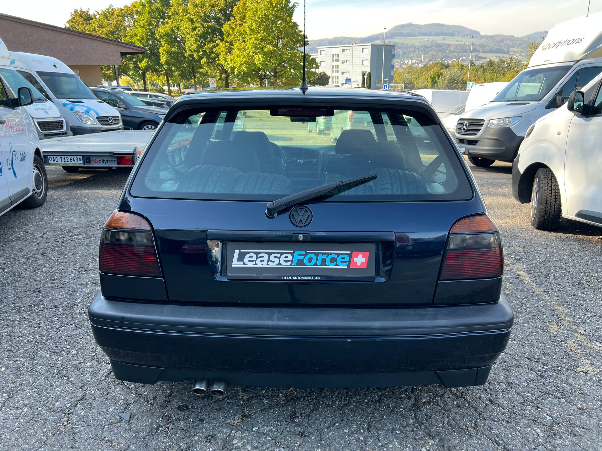 VW Golf 2000 GTI 16V Edition-image-3