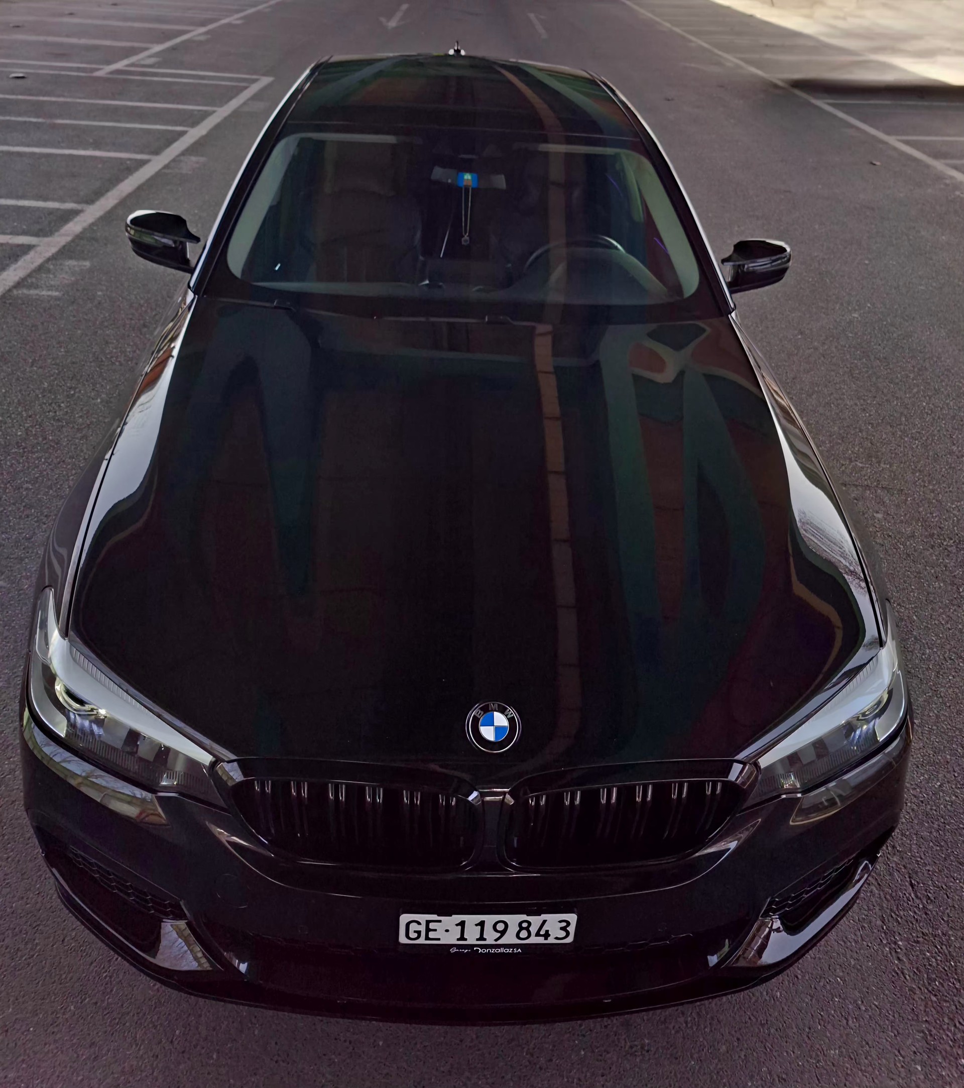 BMW 530i-image-2