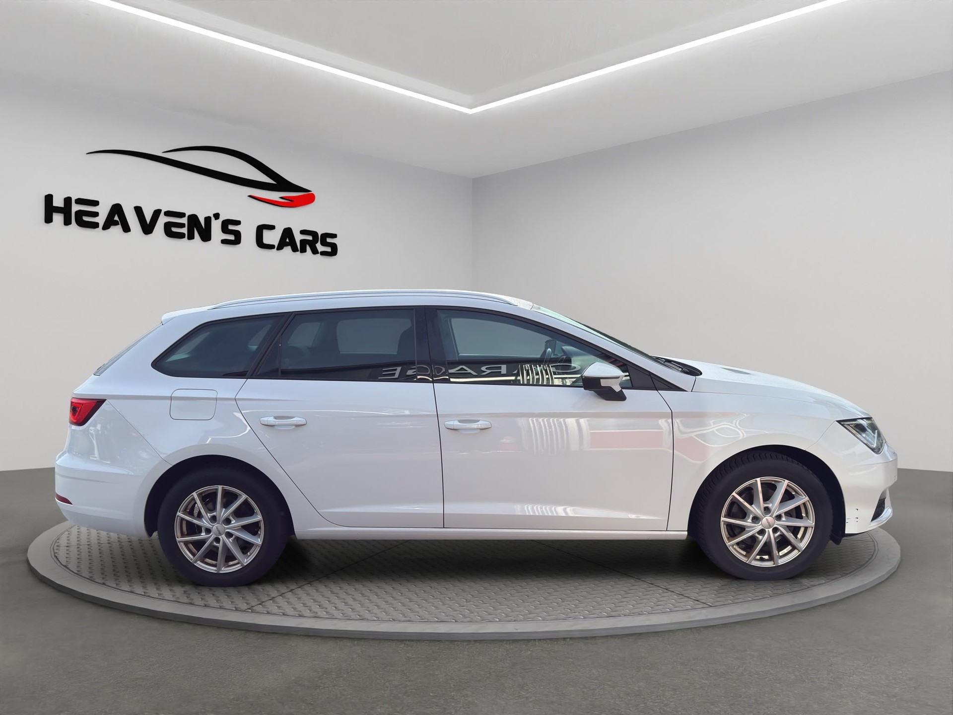 SEAT Leon ST 2.0 TDI CR Style 4Drive DSG-image-5