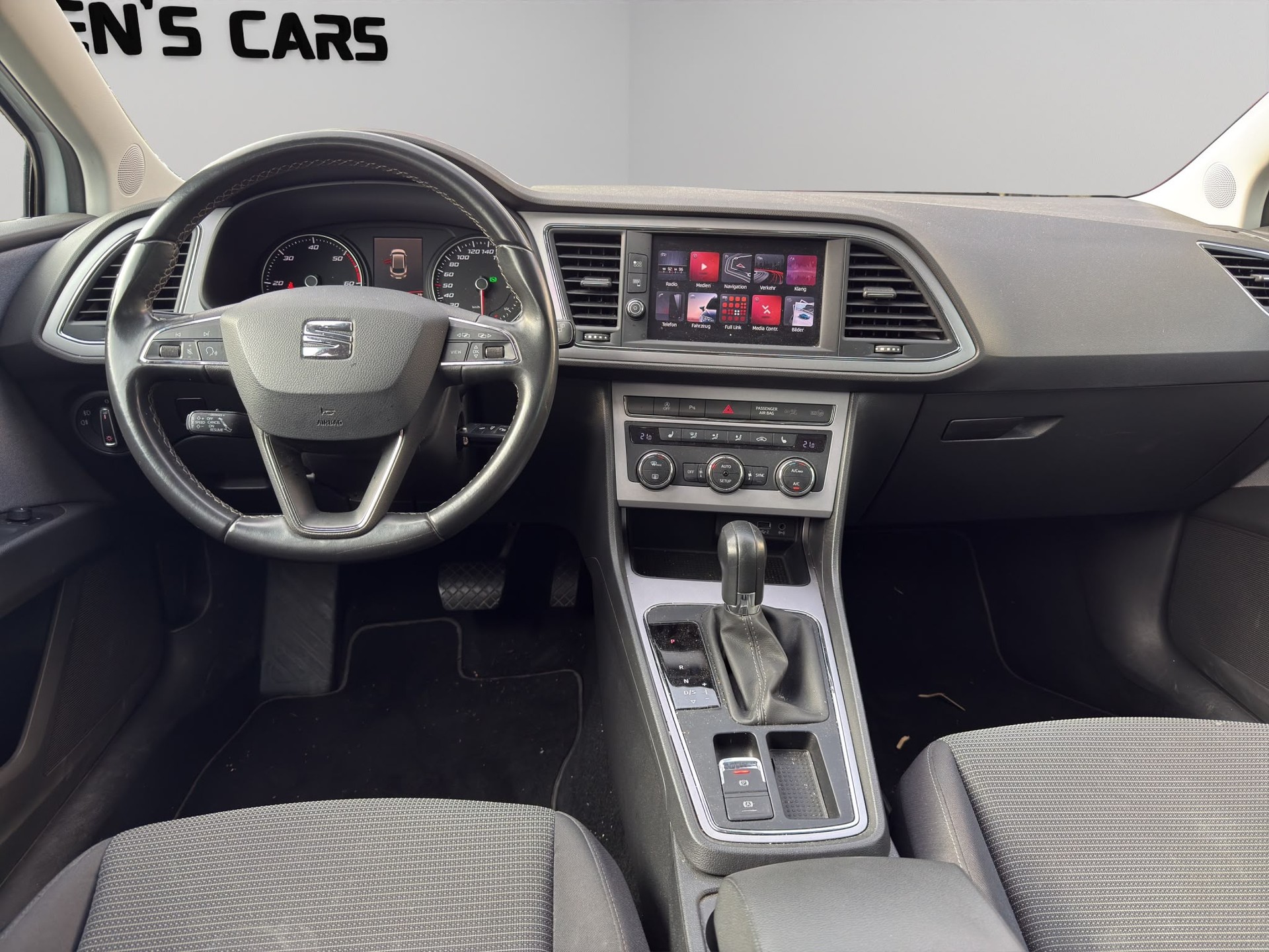 SEAT Leon ST 2.0 TDI CR Style 4Drive DSG-image-10