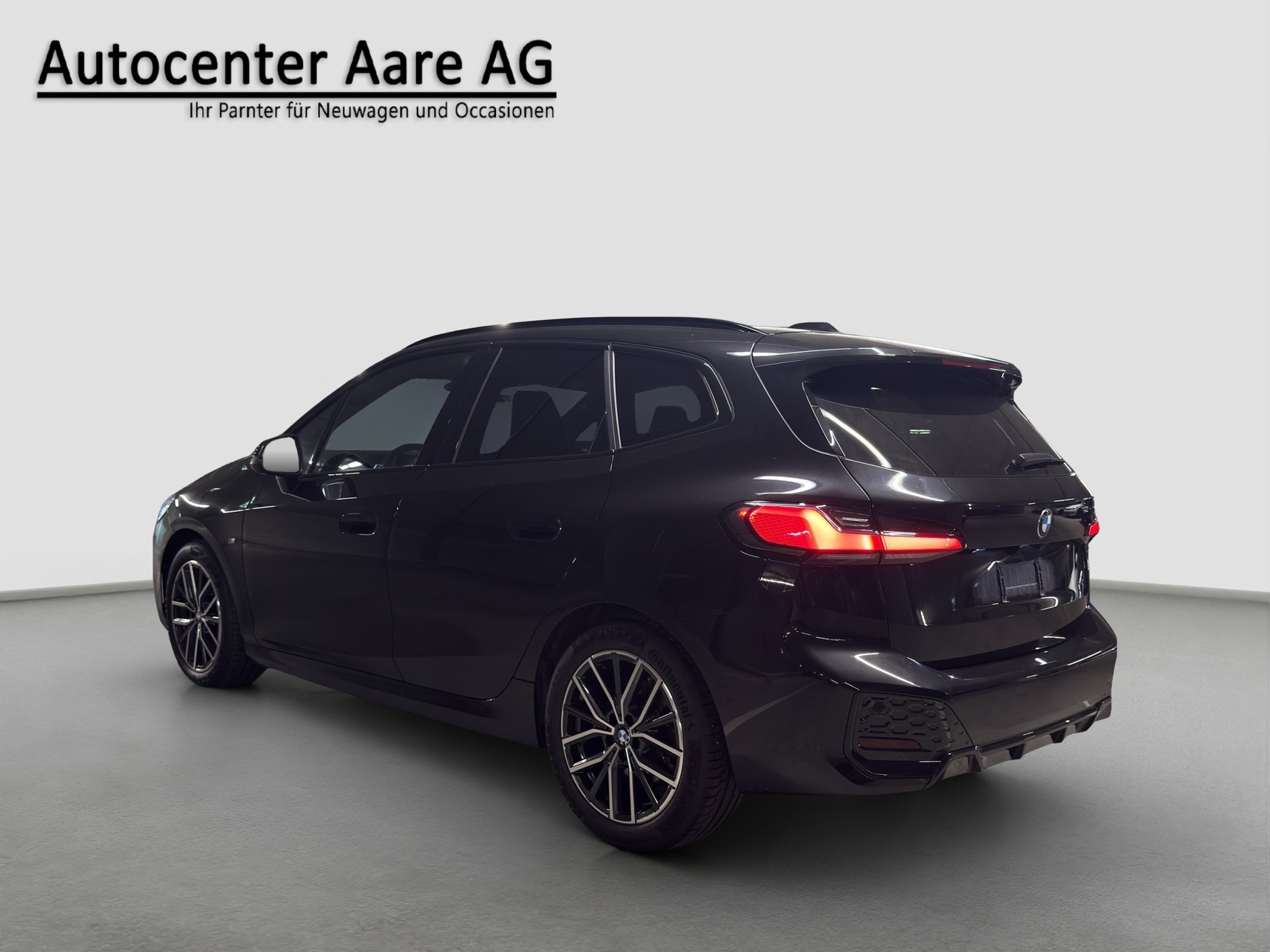 BMW 218d Active Tourer M Sport DKG-image-3
