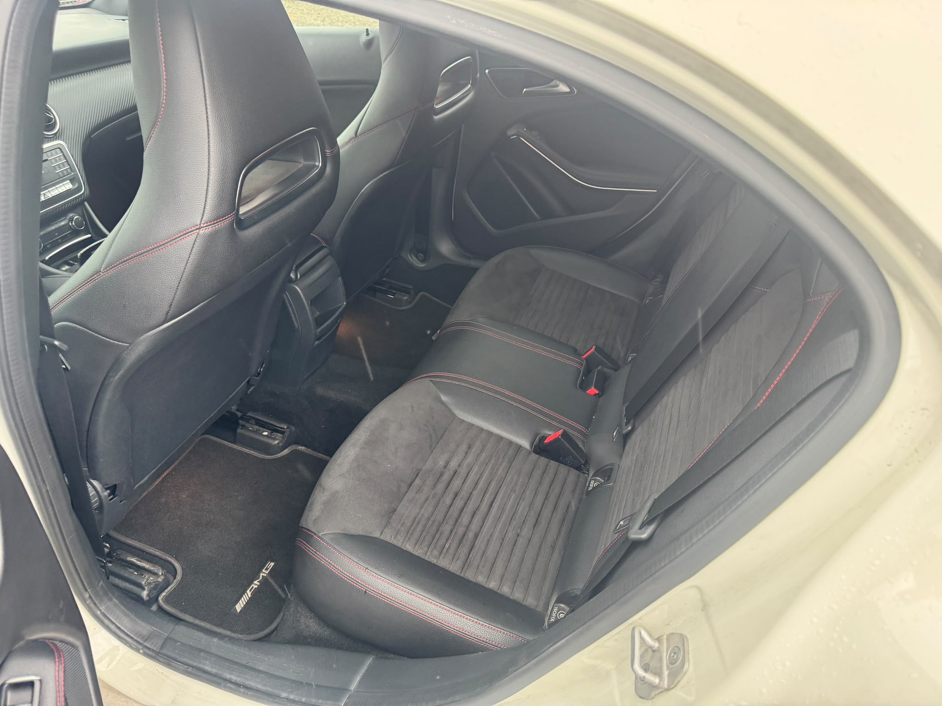MERCEDES-BENZ A 180 Style 7G-DCT-image-9