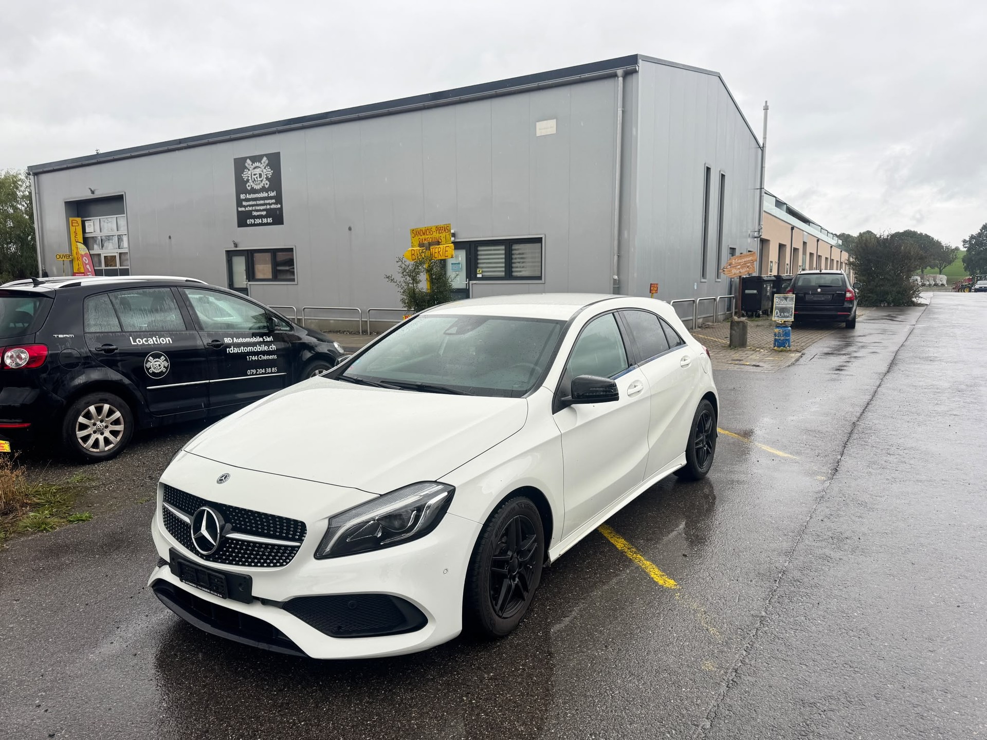 MERCEDES-BENZ A 180 Style 7G-DCT-image-0