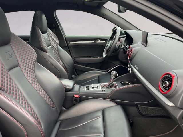 AUDI S3 Sportback 2.0 TFSI quattro S-tronic-image-16