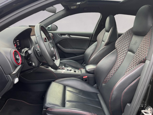AUDI S3 Sportback 2.0 TFSI quattro S-tronic-image-9