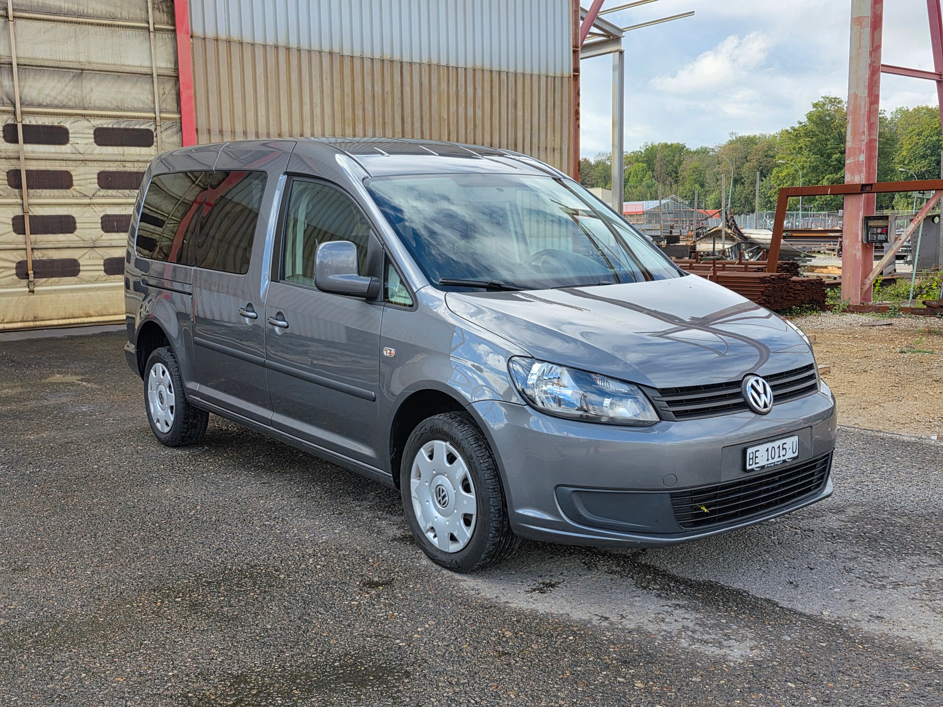 VW Caddy Maxi 2.0 TDI CR 4Motion Trendline / Neu ab Mfk / ZR + WP ersetzt-image-0