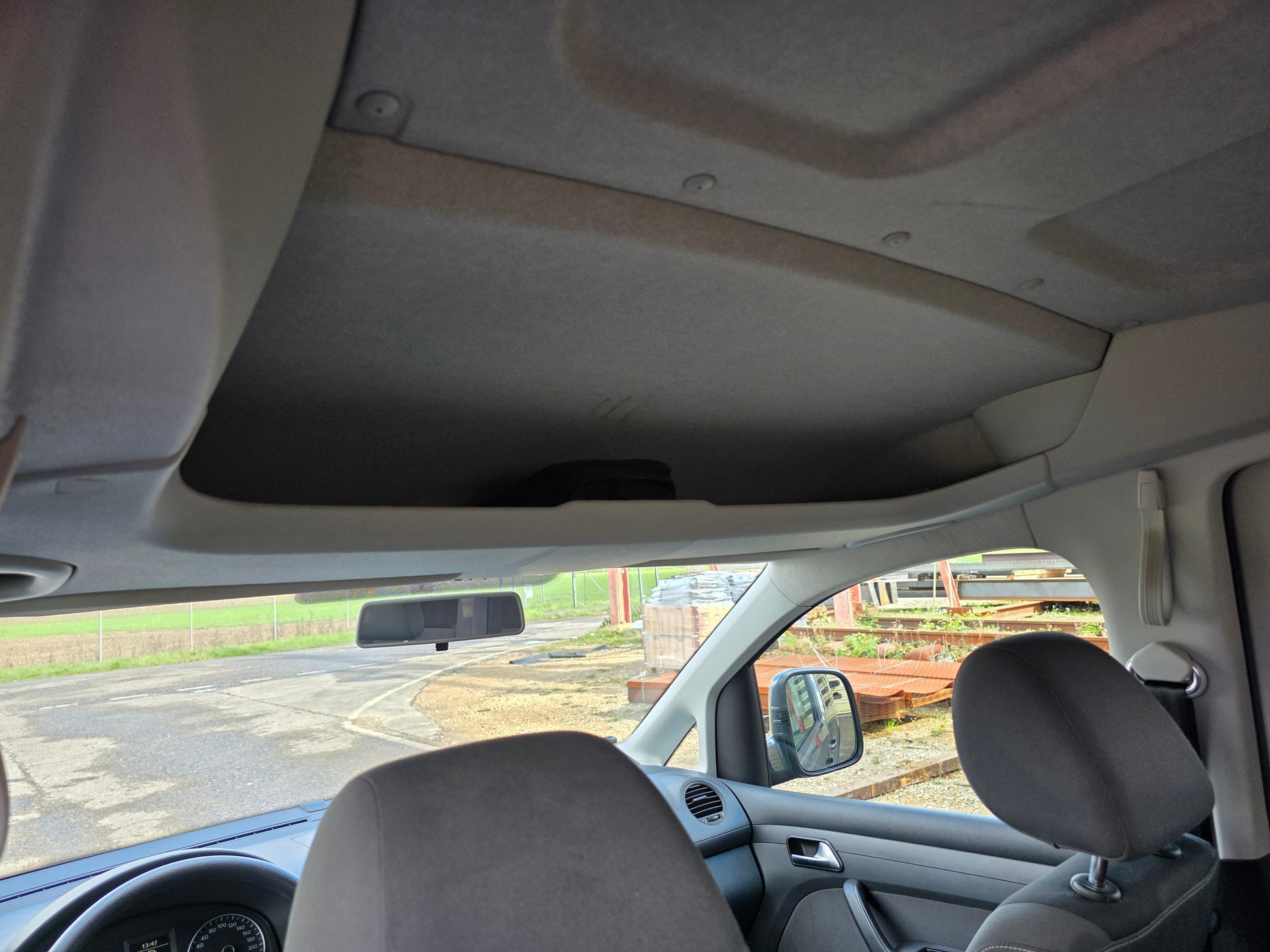 VW Caddy Maxi 2.0 TDI CR 4Motion Trendline / Neu ab Mfk / ZR + WP ersetzt-image-12
