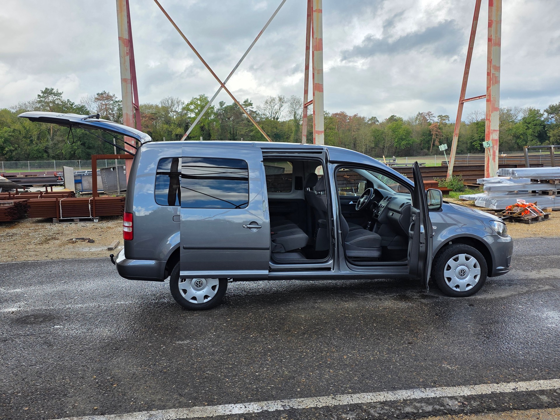 VW Caddy Maxi 2.0 TDI CR 4Motion Trendline / Neu ab Mfk / ZR + WP ersetzt-image-3