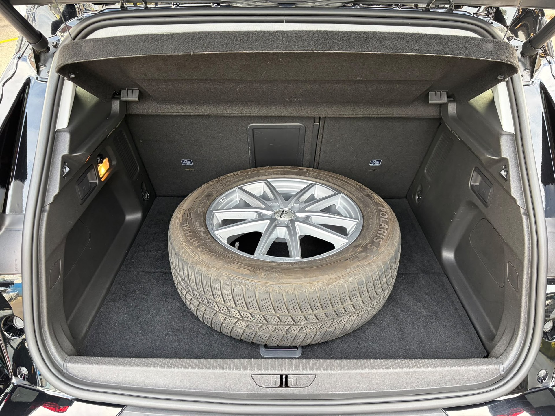 OPEL Grandland X 1.6 Hybrid4 Ultimate Automatik-image-7