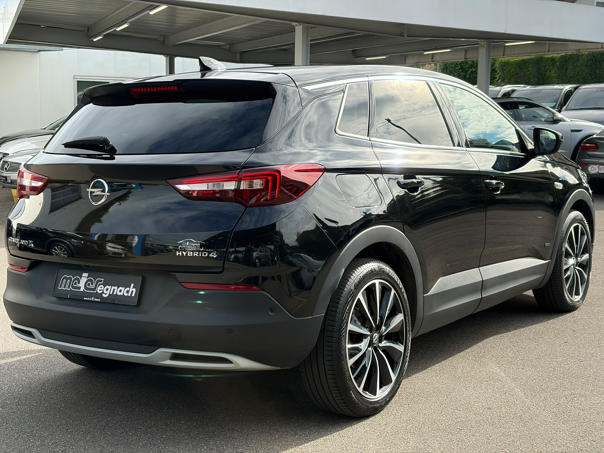 OPEL Grandland X 1.6 Hybrid4 Ultimate Automatik-image-8