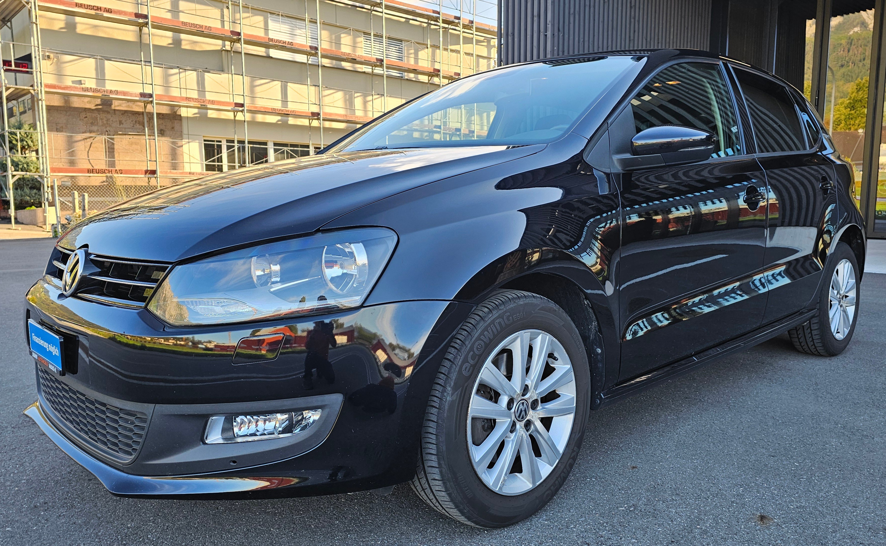 Car photo