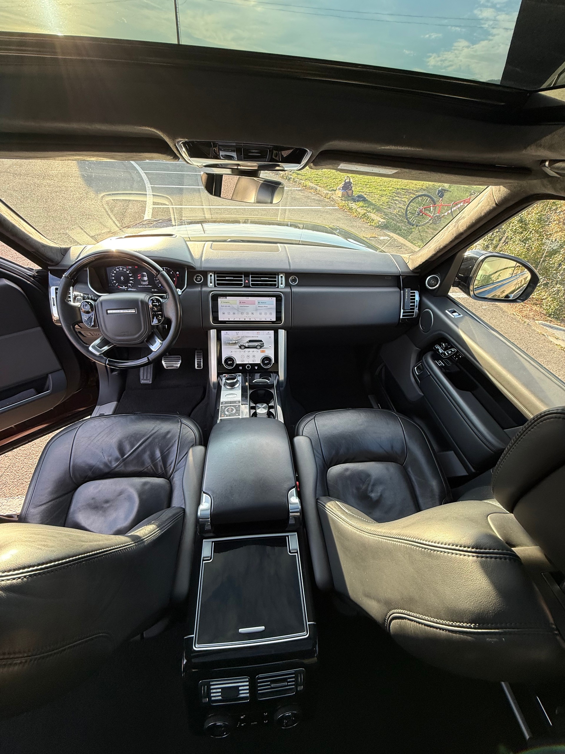 LAND ROVER 4.4 SDV8 Autobiography LWB-image-6