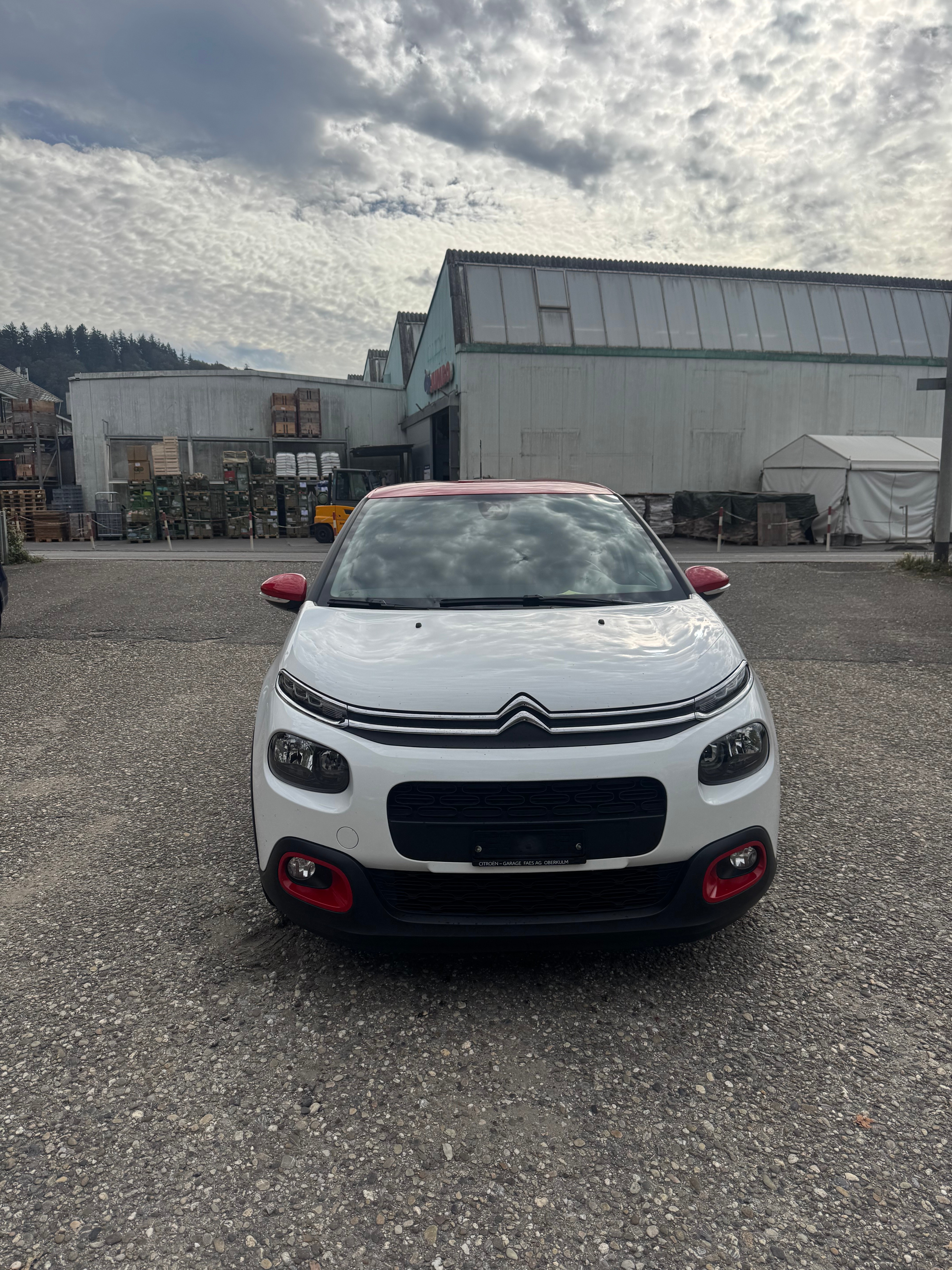 Car photo