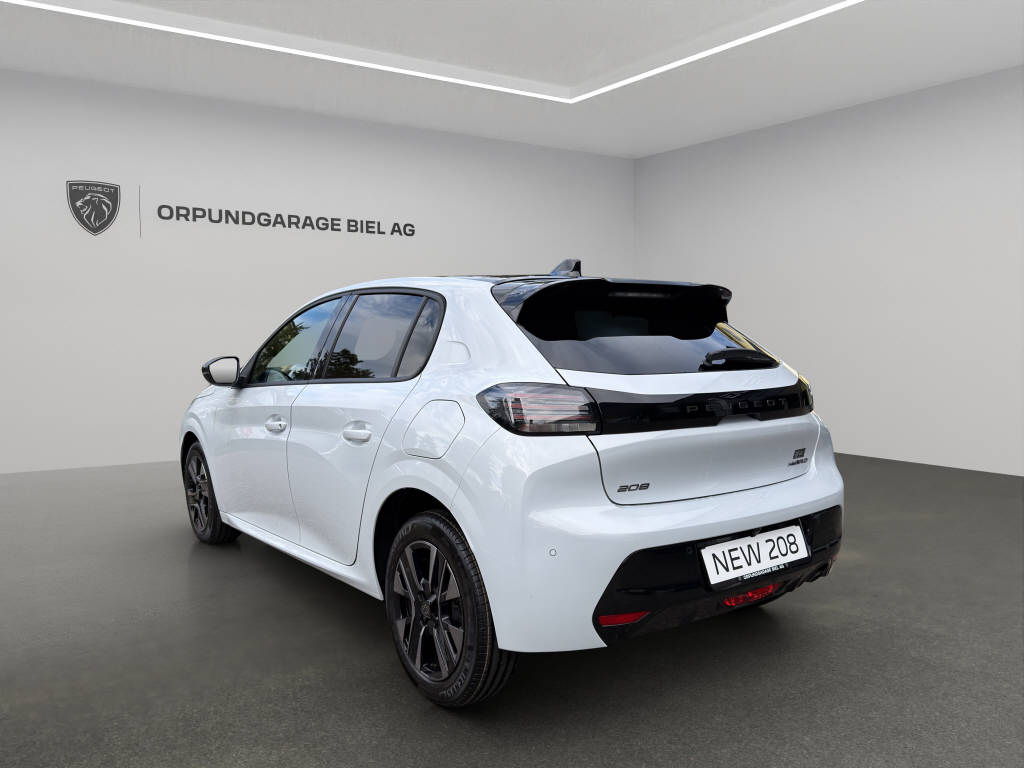 PEUGEOT 208 1.2 Hybrid ENVY-image-10