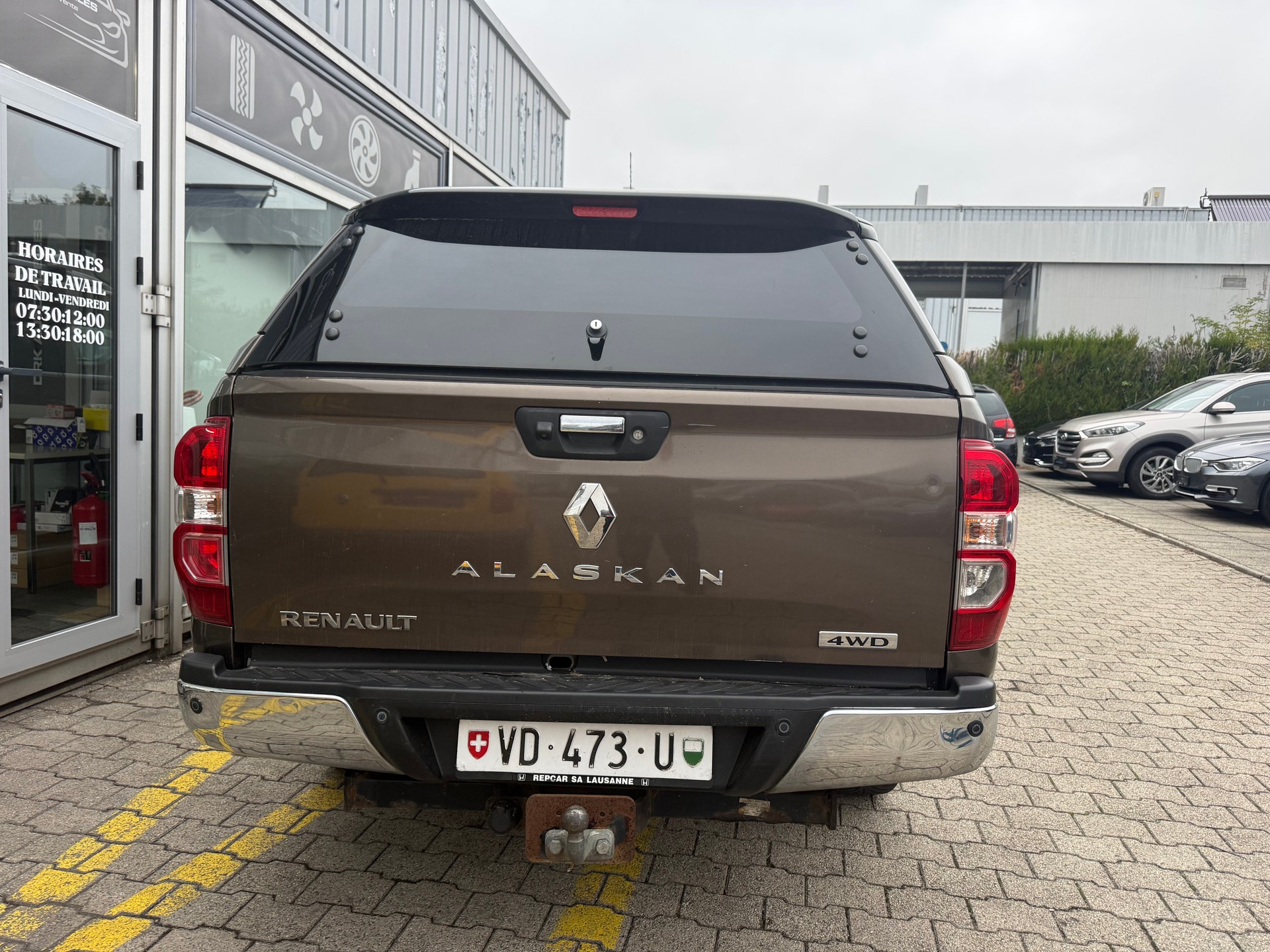 RENAULT Alaskan Doppel Cabin TwinTurbo dCi190 4WD Intens A-image-6