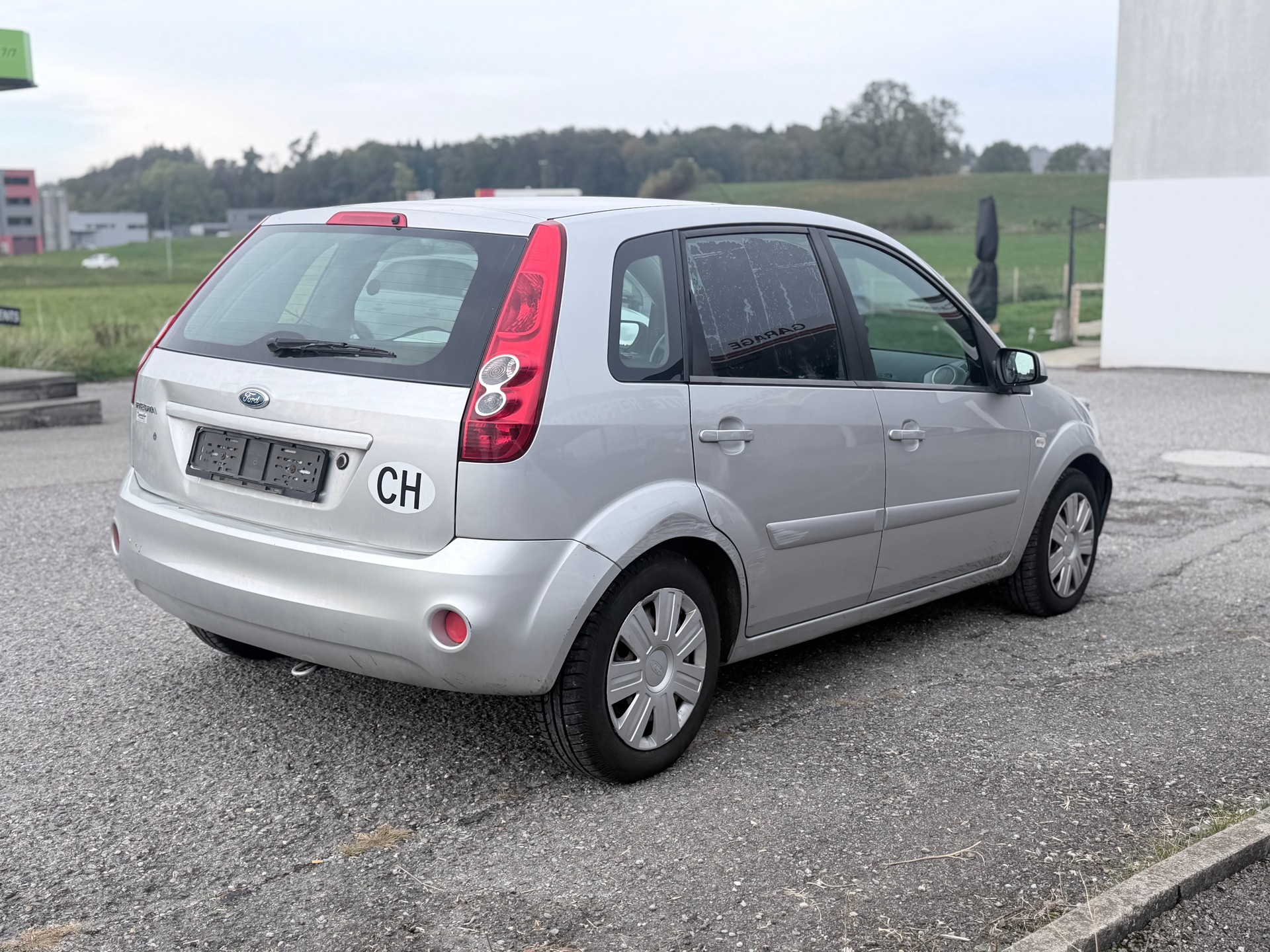 FORD Fiesta 1.6 16V Trend-image-3