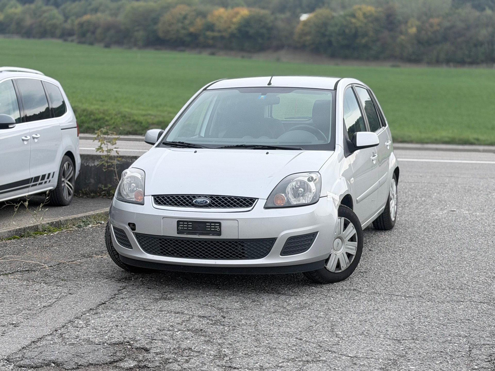 FORD Fiesta 1.6 16V Trend-image-0
