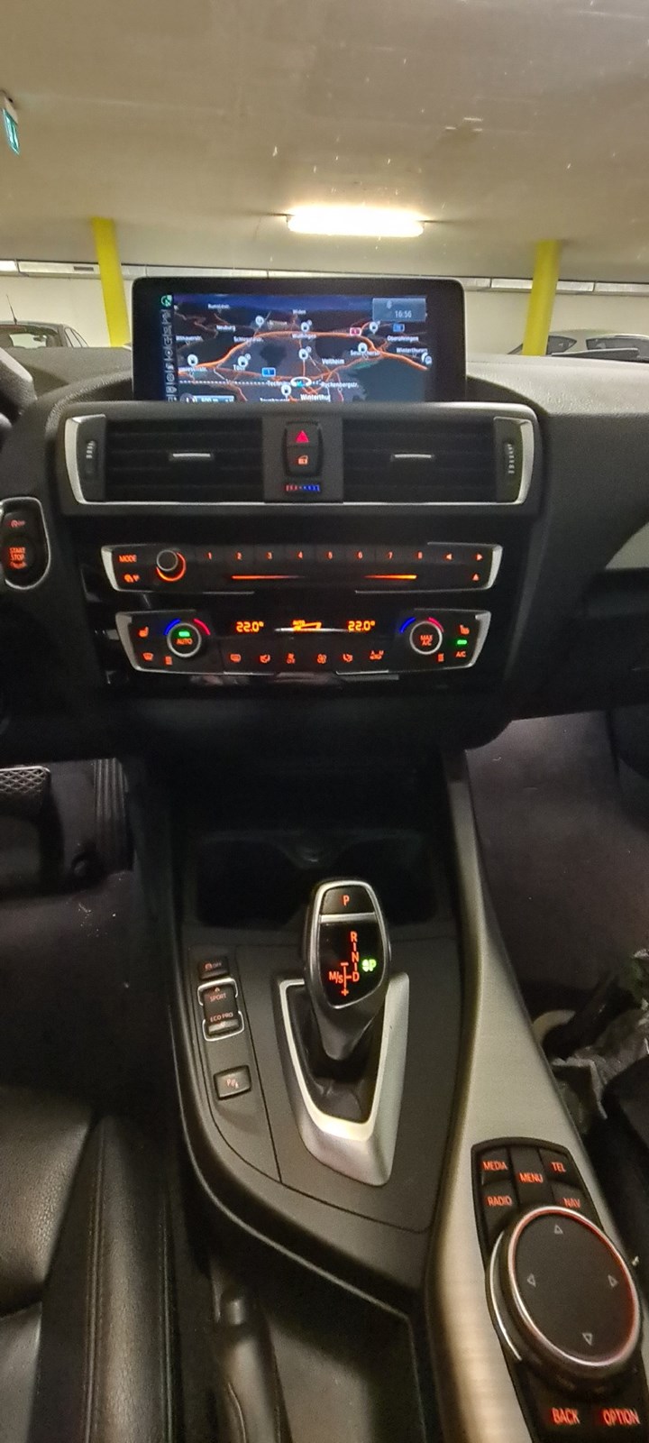 BMW M235i Steptronic-image-3
