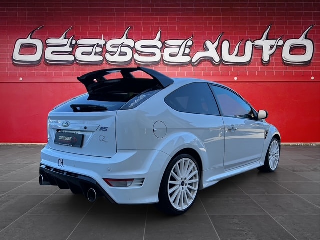 FORD Focus 2.5 Turbo RS-image-8