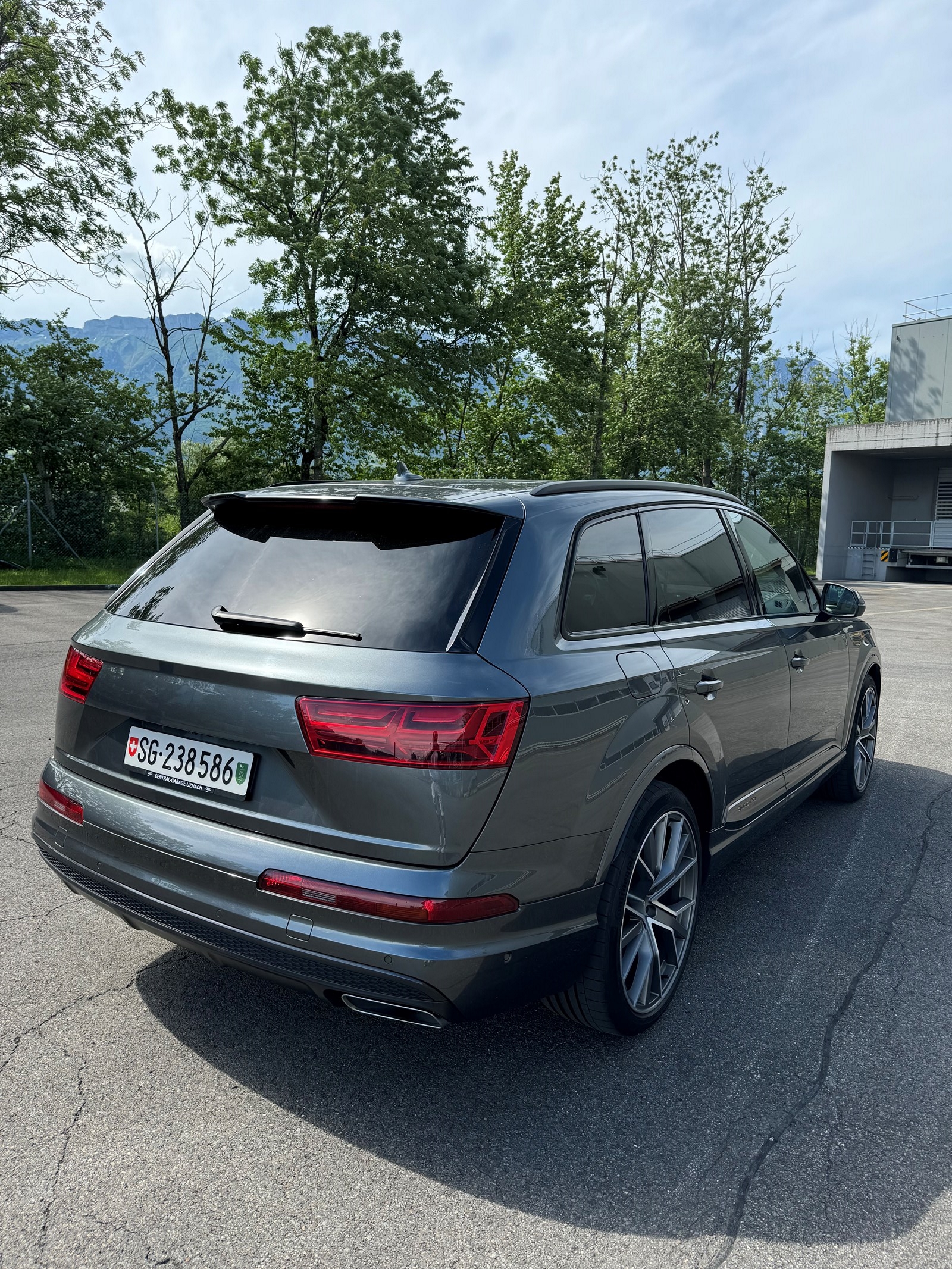 AUDI Q7 3.0 TDI quattro tiptronic-image-3