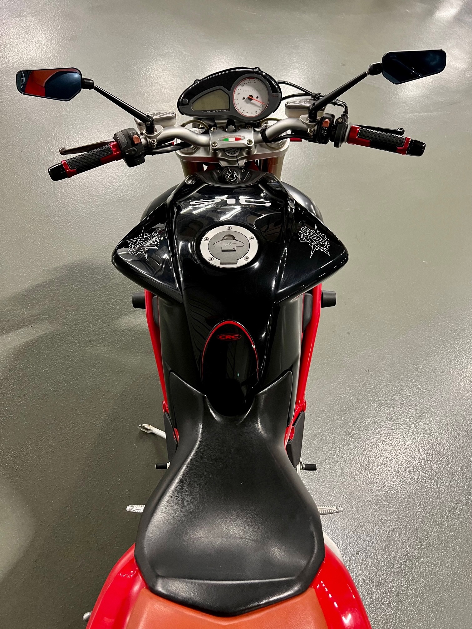 MV AGUSTA B4 Brutale 910-image-6