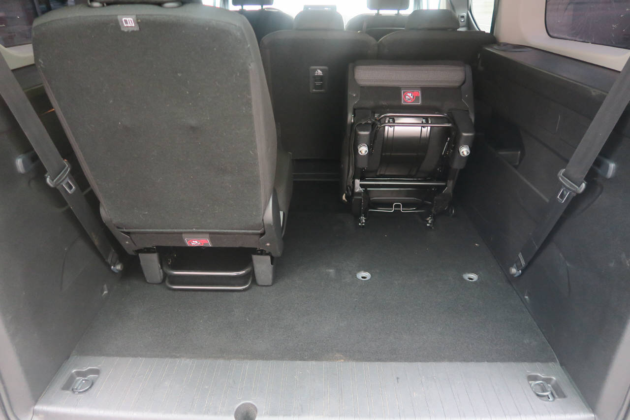 OPEL Combo Life XL 1.5 D Ultimate S/S-image-12