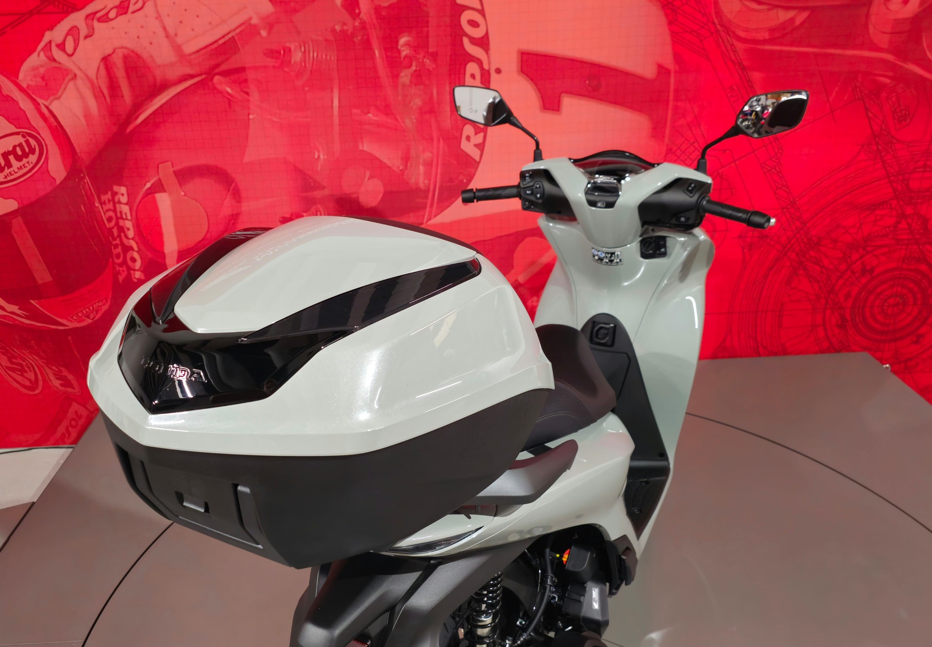 HONDA SH 125 Sporty *Neufahrzeug*-image-6