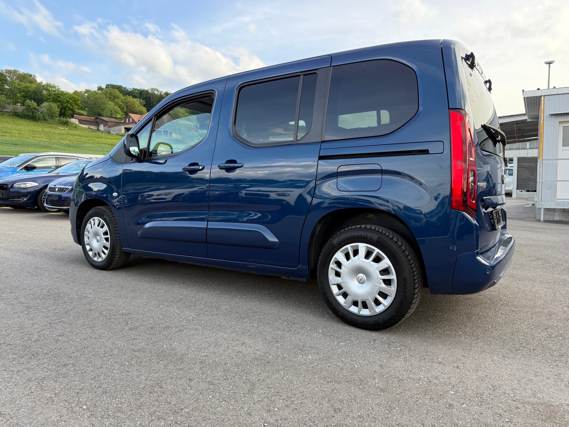 OPEL COMBO Life 7 Places E F 1.2 XHL-image-12