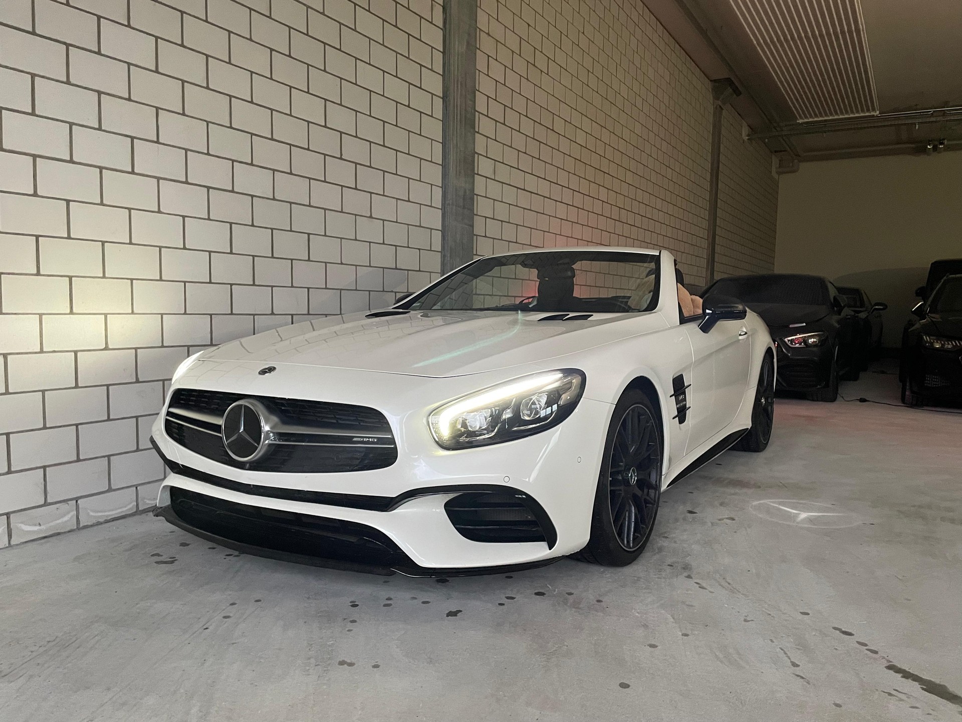 MERCEDES-BENZ SL 63 AMG Speedshift Vollausstattung-image-1