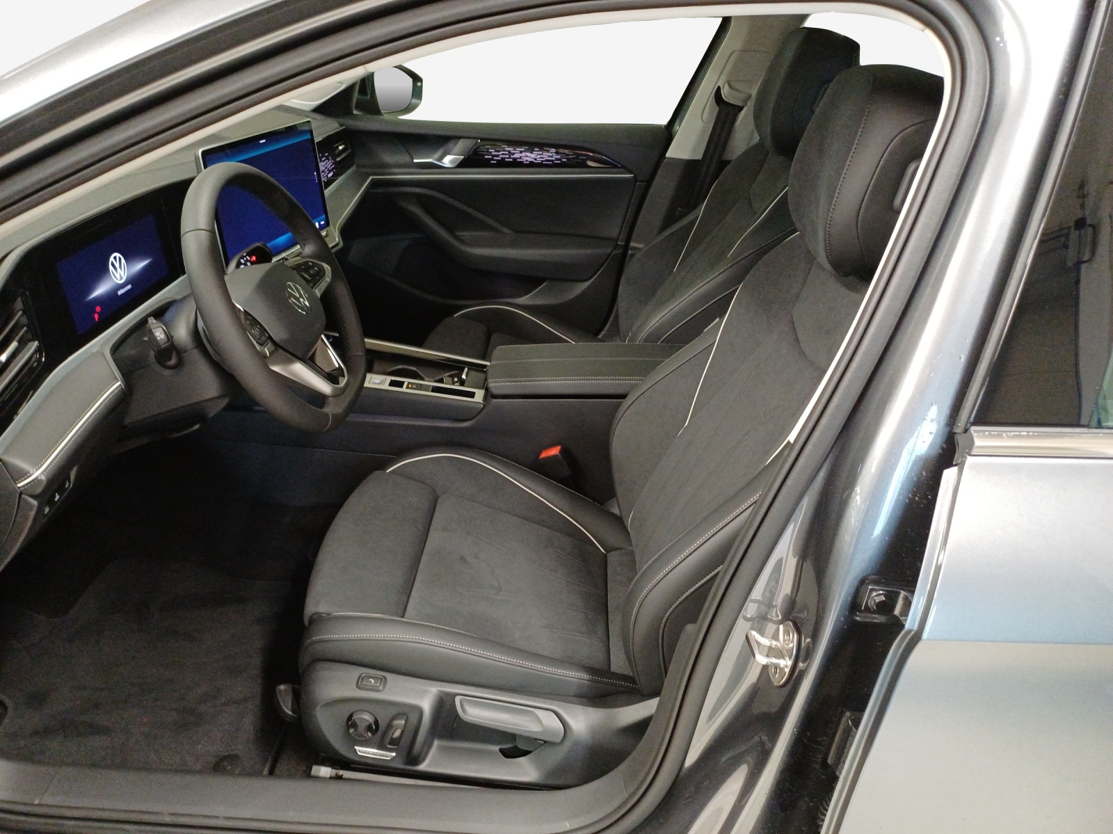 VW Passat Variant 2.0 TDI evo Elegance 4 Motion DSG-image-7