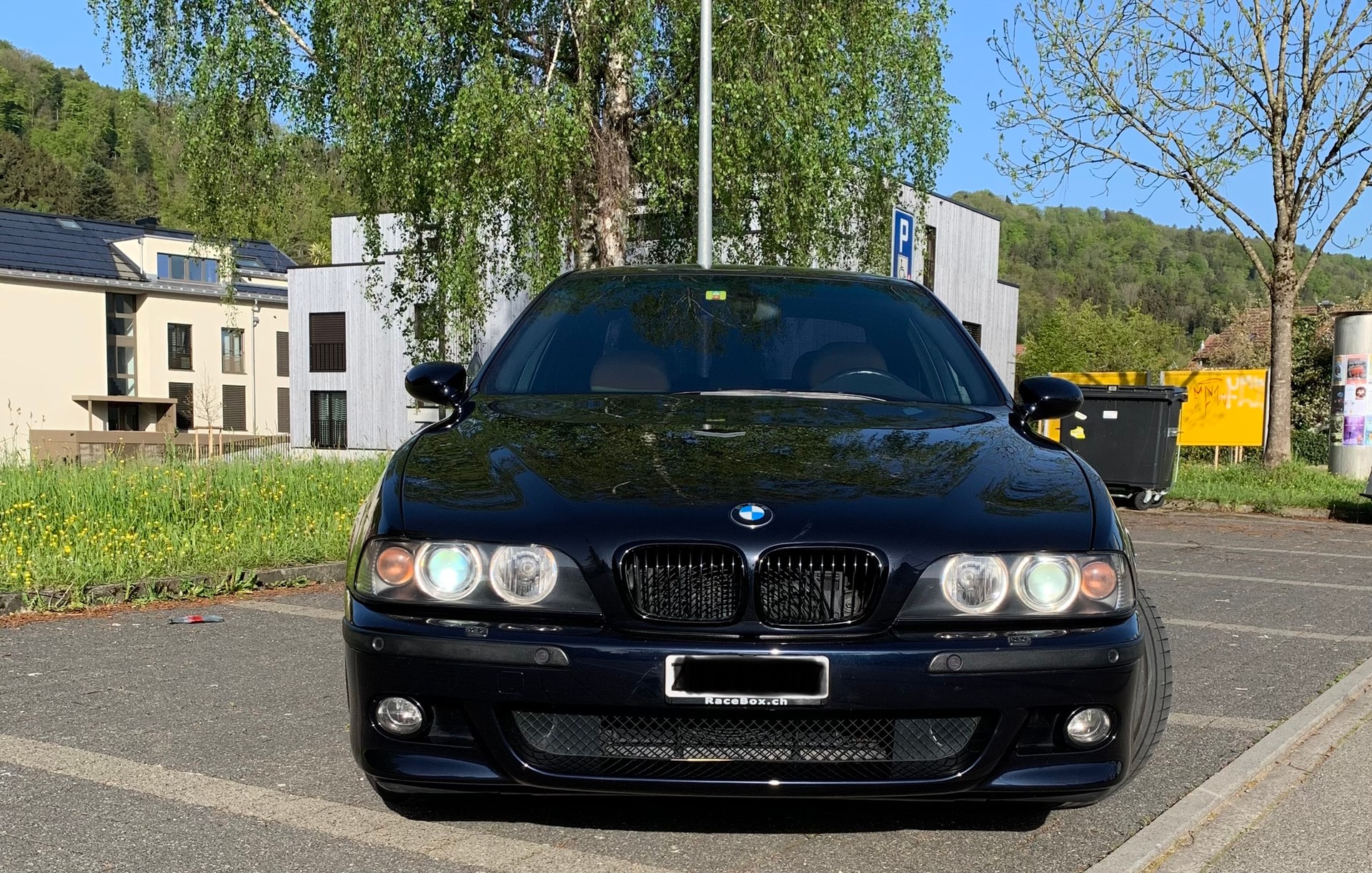 BMW M5-image-2