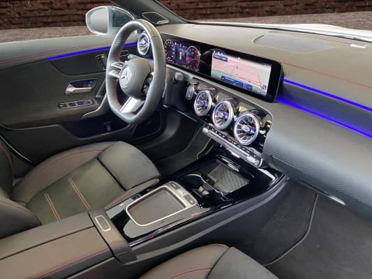 MERCEDES-BENZ CLA SB 250 8G-DCT 4M-image-14