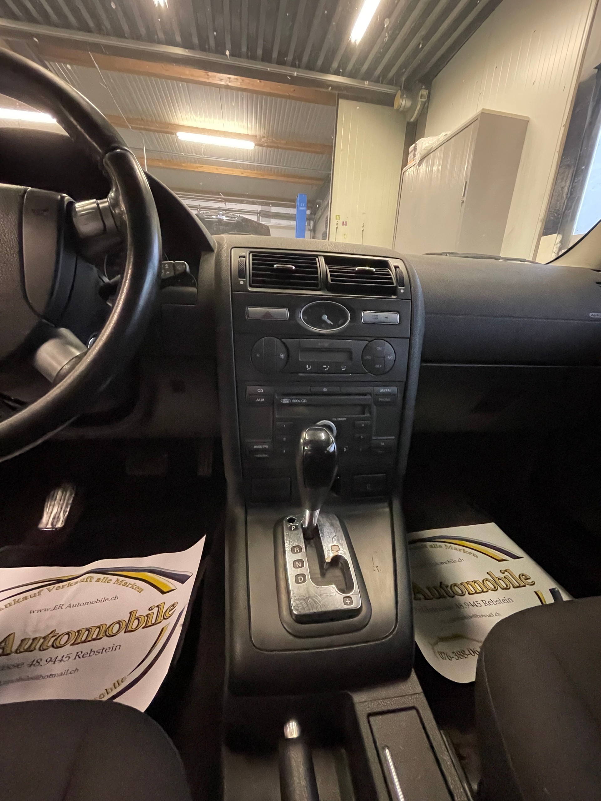 FORD Mondeo 2.0 TDCi 16V Ambiente-image-8