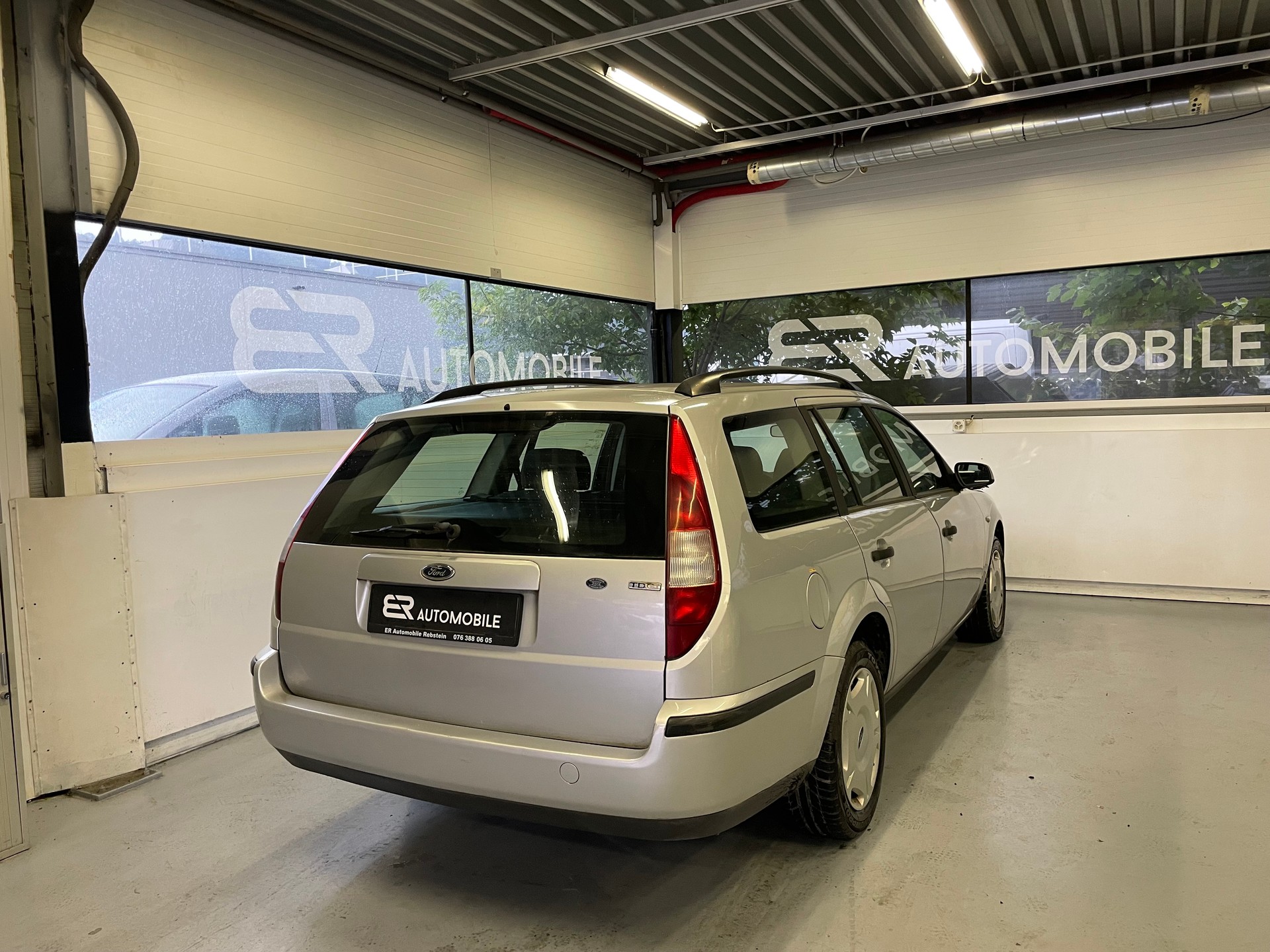 FORD Mondeo 2.0 TDCi 16V Ambiente-image-5