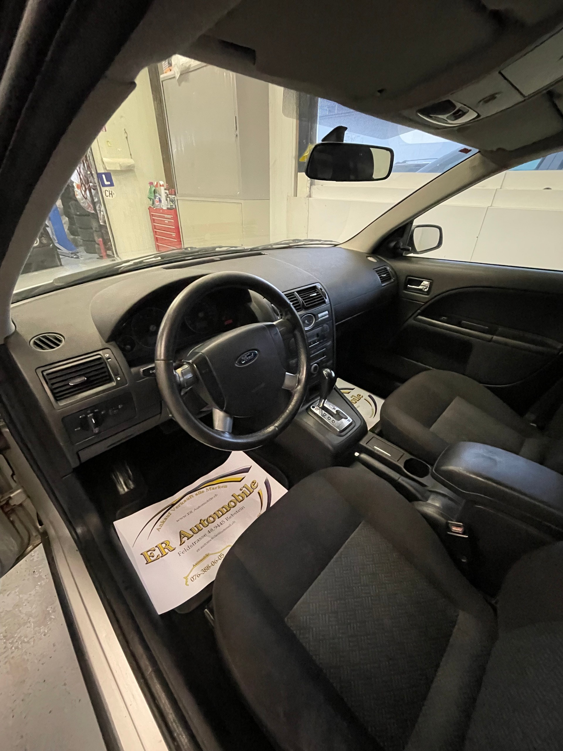 FORD Mondeo 2.0 TDCi 16V Ambiente-image-10
