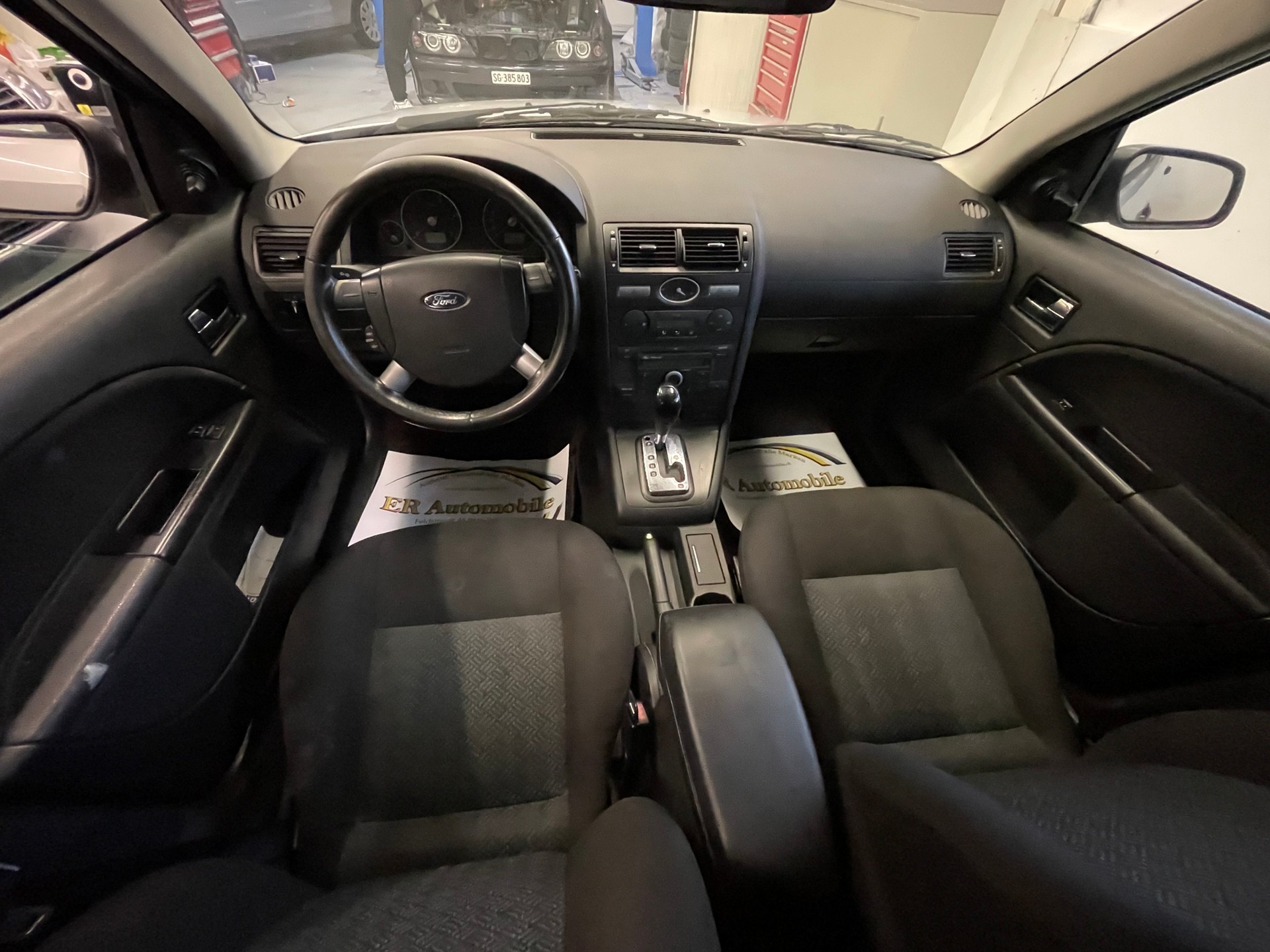 FORD Mondeo 2.0 TDCi 16V Ambiente-image-6