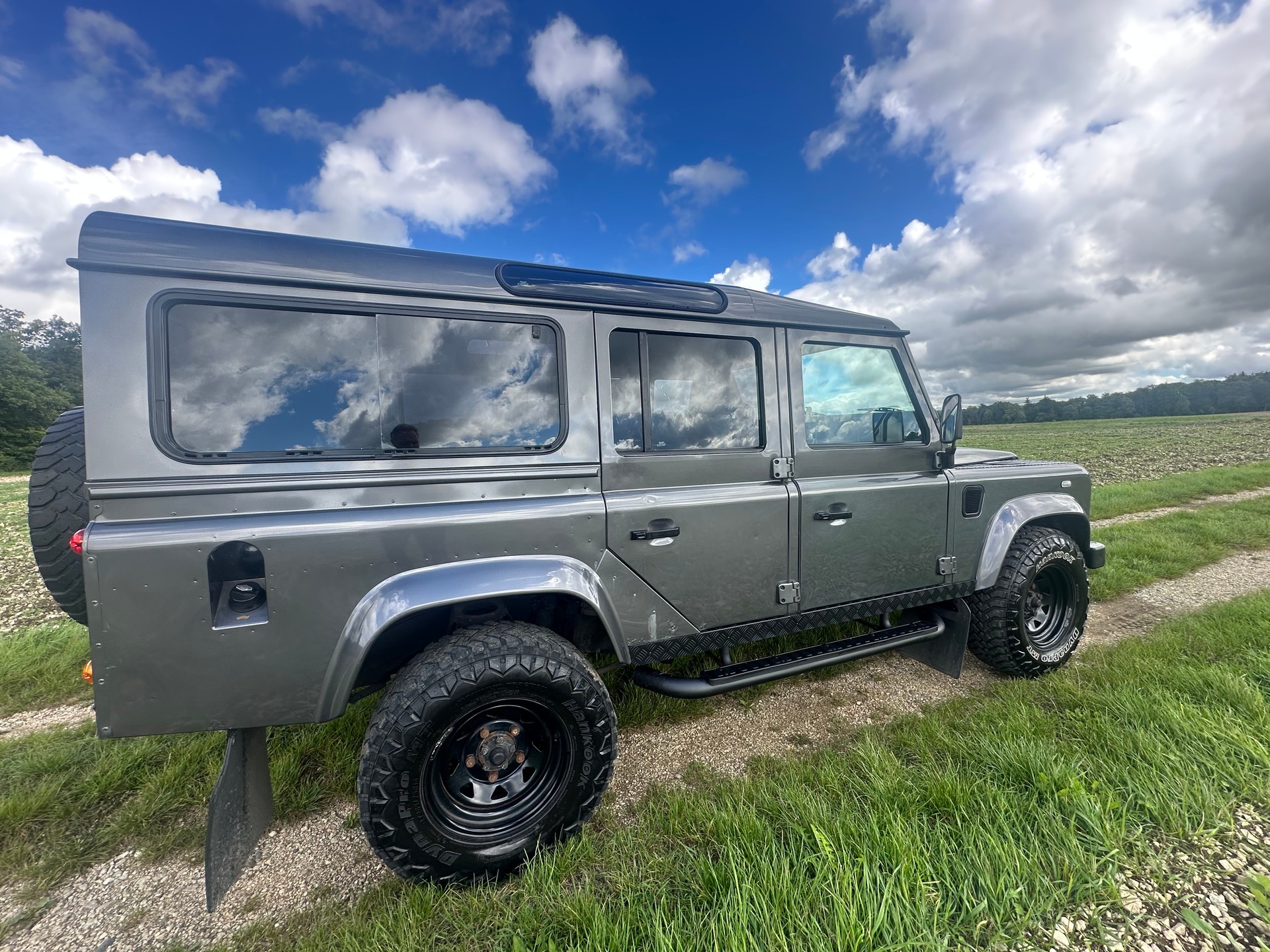 LAND ROVER Defender 110 SW 2.5 Td5-image-4