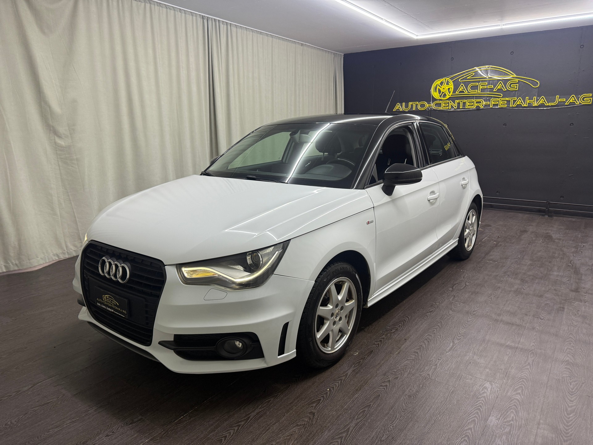 AUDI A1 Sportback 1.2 TFSI admired-image-0
