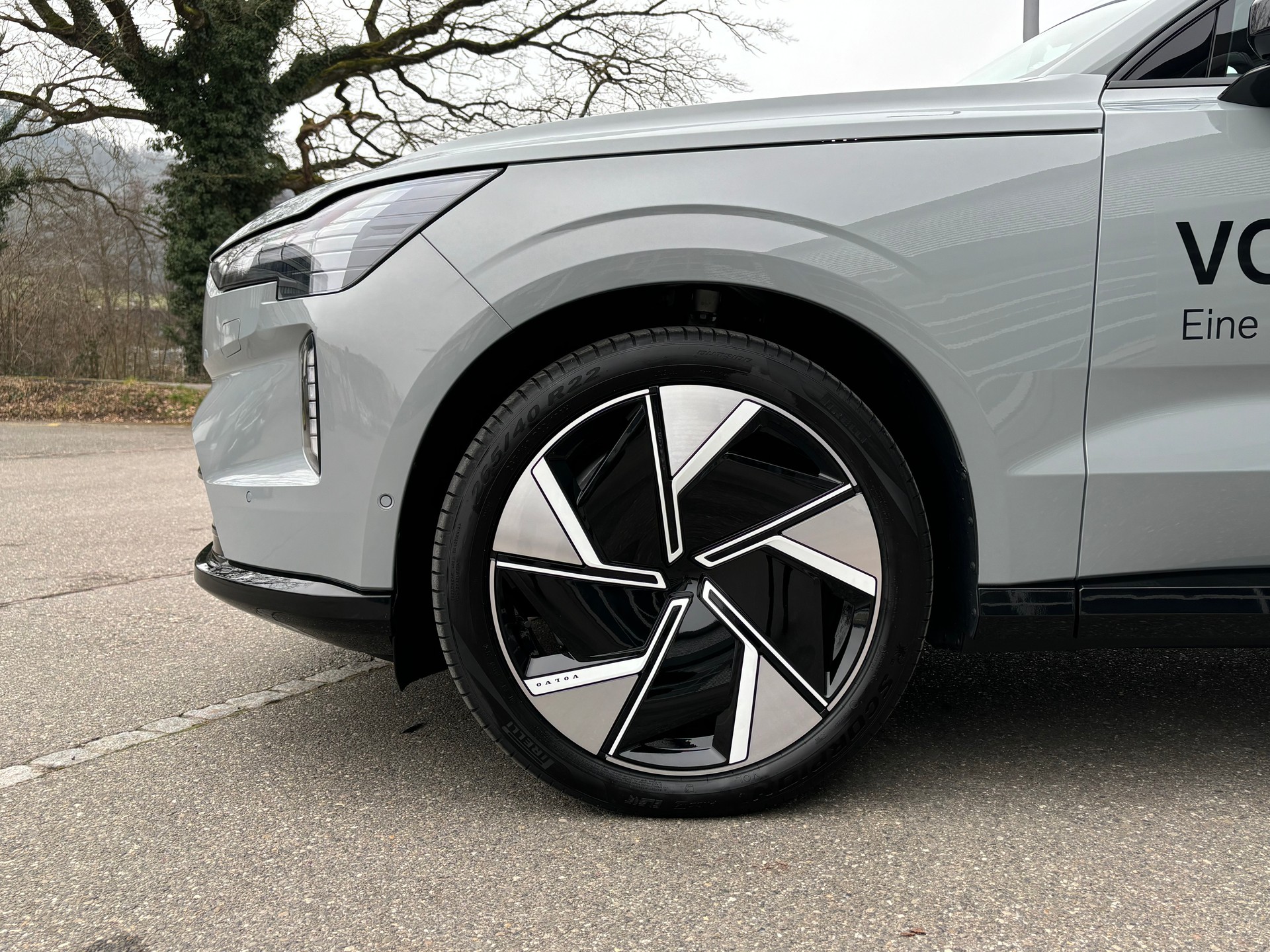 VOLVO EX90 Twin Performance Ultra AWD-image-1