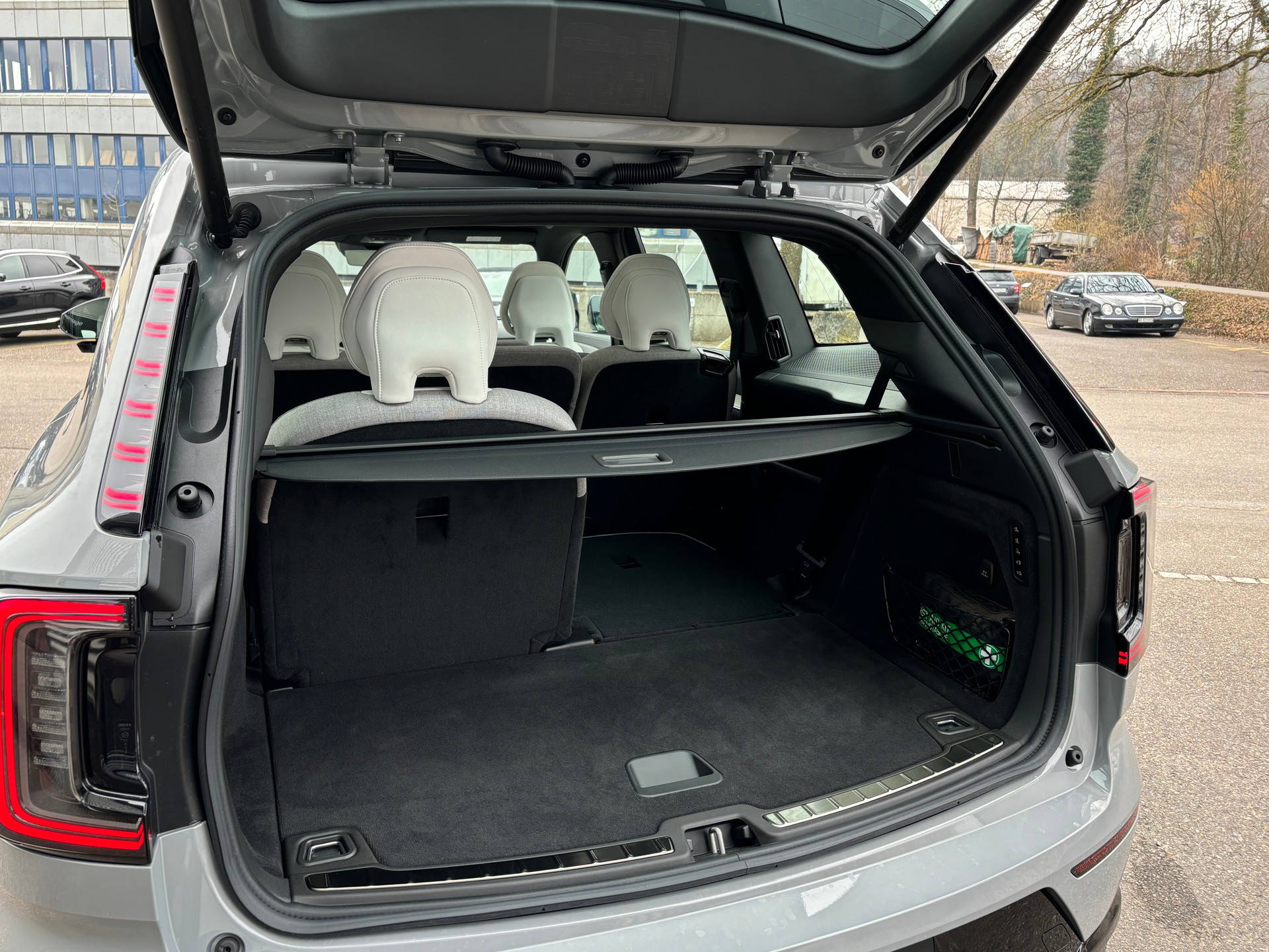 VOLVO EX90 Twin Performance Ultra AWD-image-9