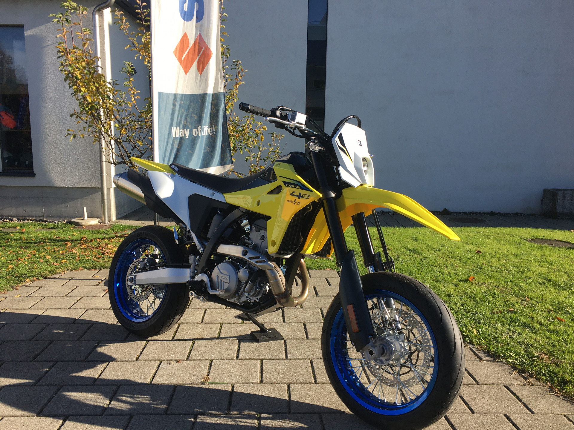 SUZUKI DR-Z 400