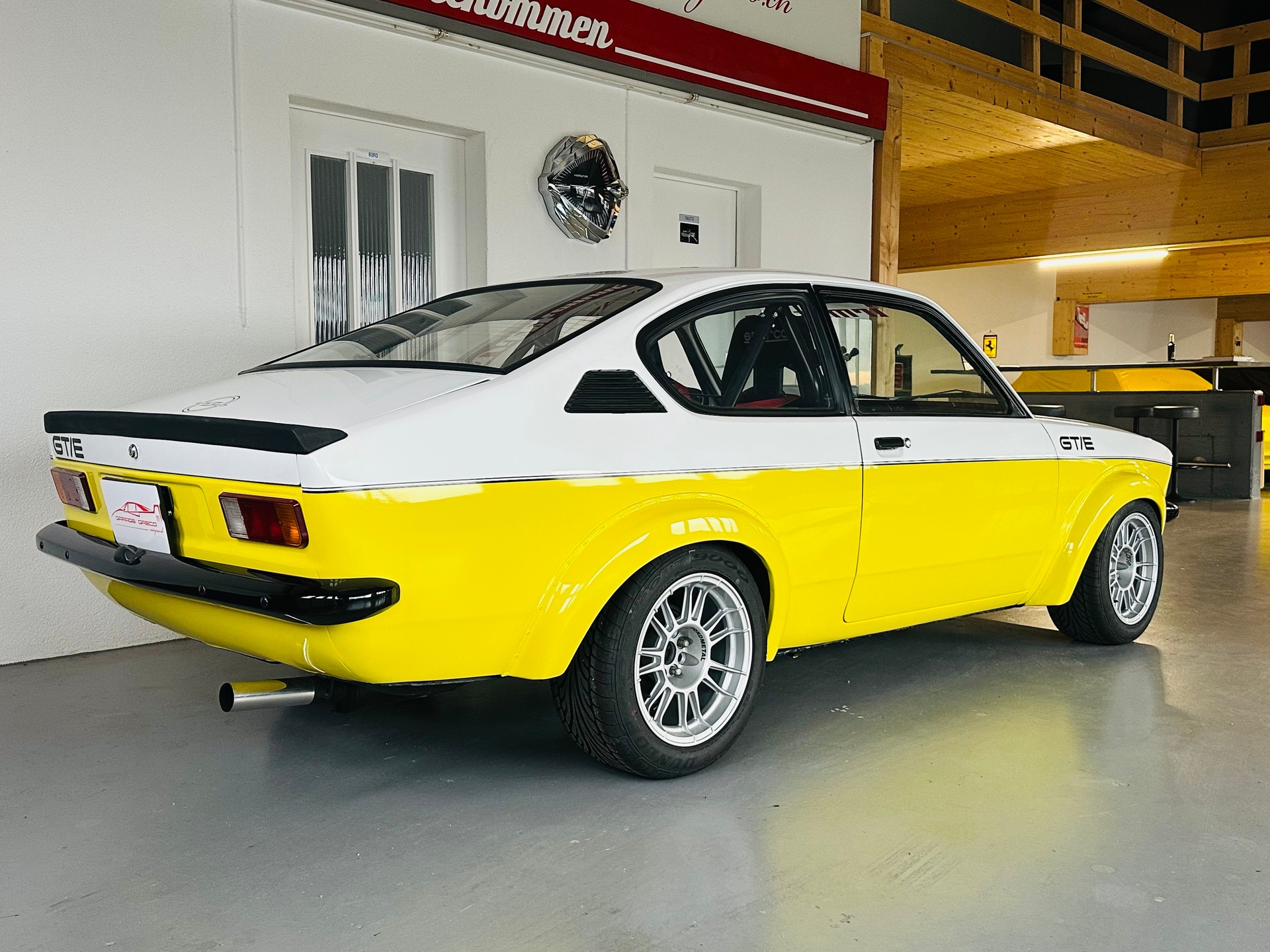 OPEL KADETT 2000 GT/E-image-4