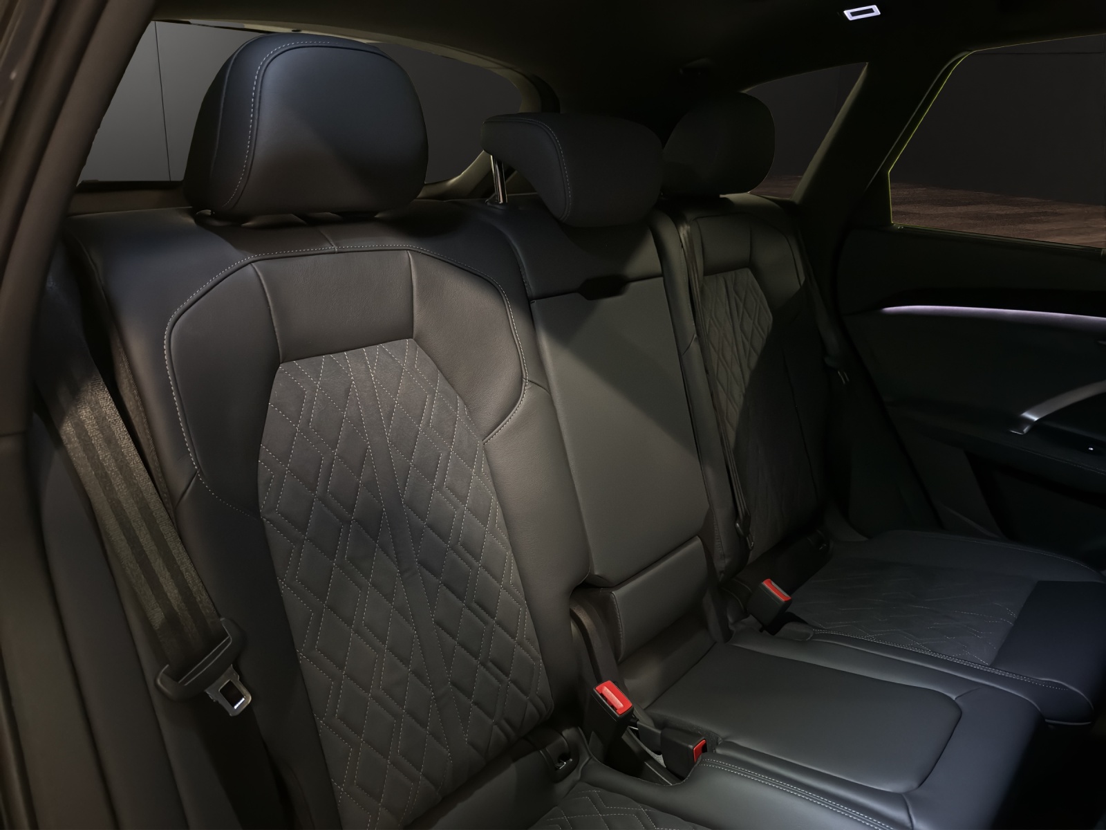 AUDI Q5 TDI quattro 150 kW S-tronic-image-15