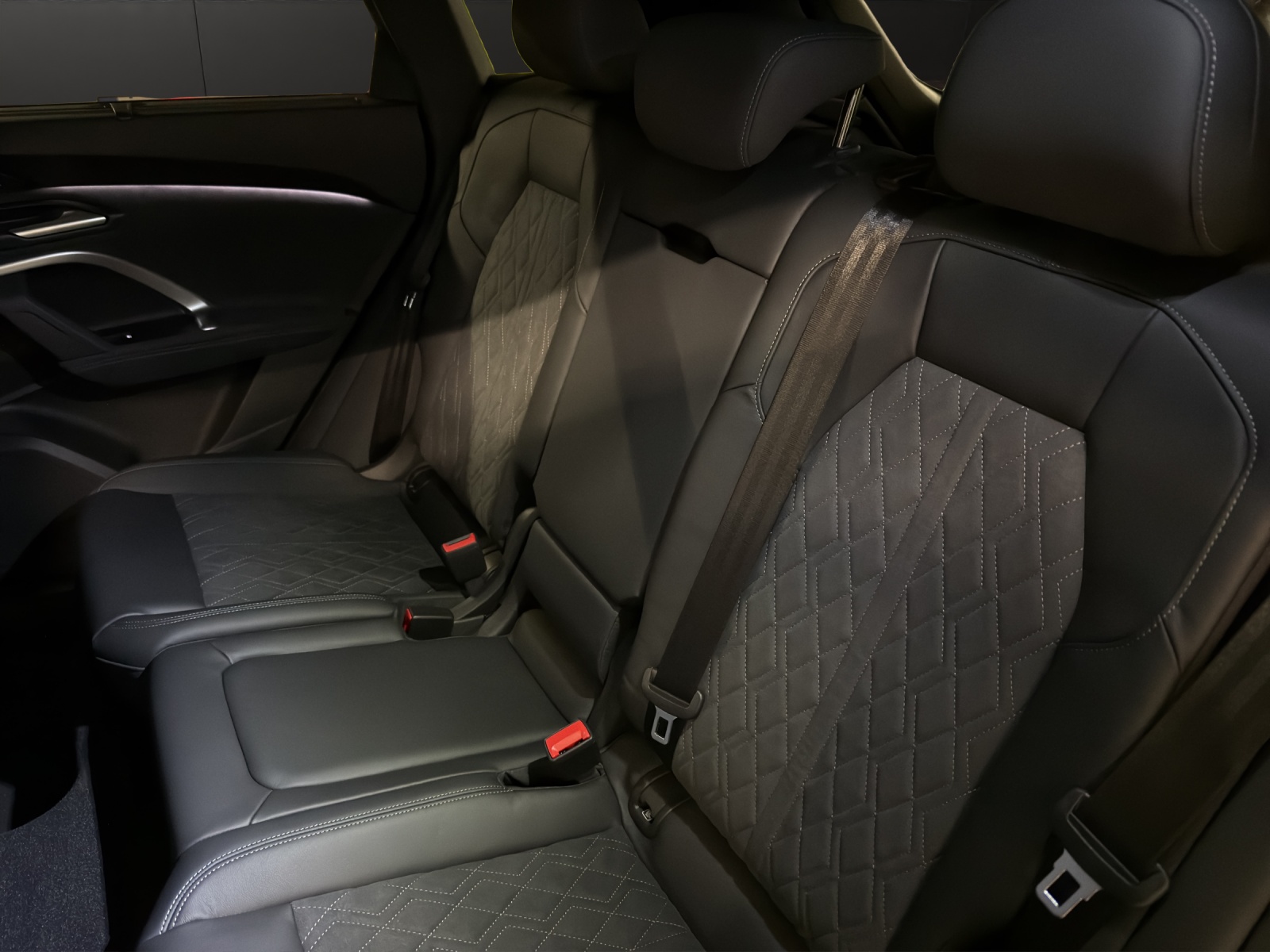 AUDI Q5 TDI quattro 150 kW S-tronic-image-10