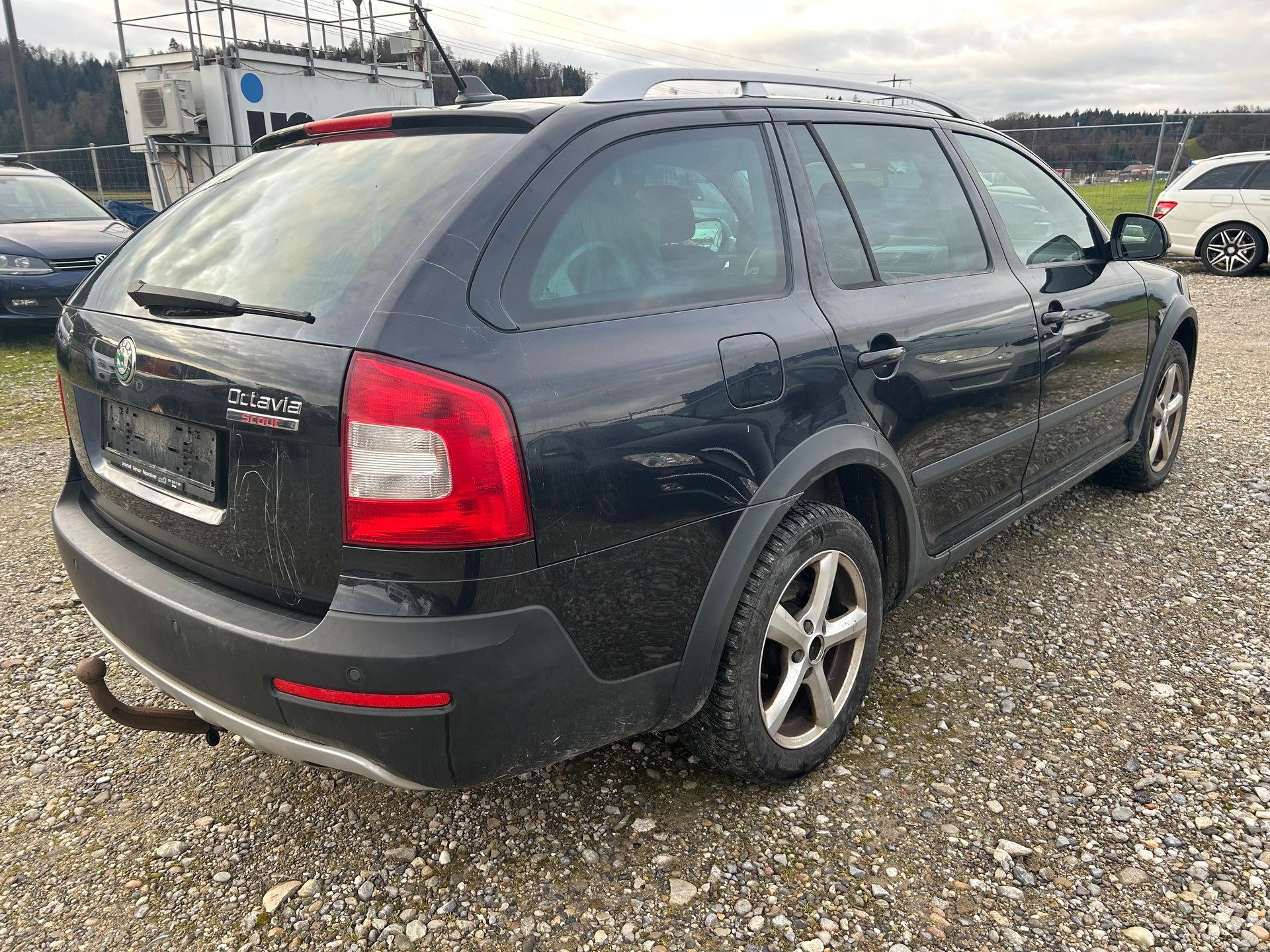SKODA Octavia Combi 1.8 TSI Scout 4x4-image-3