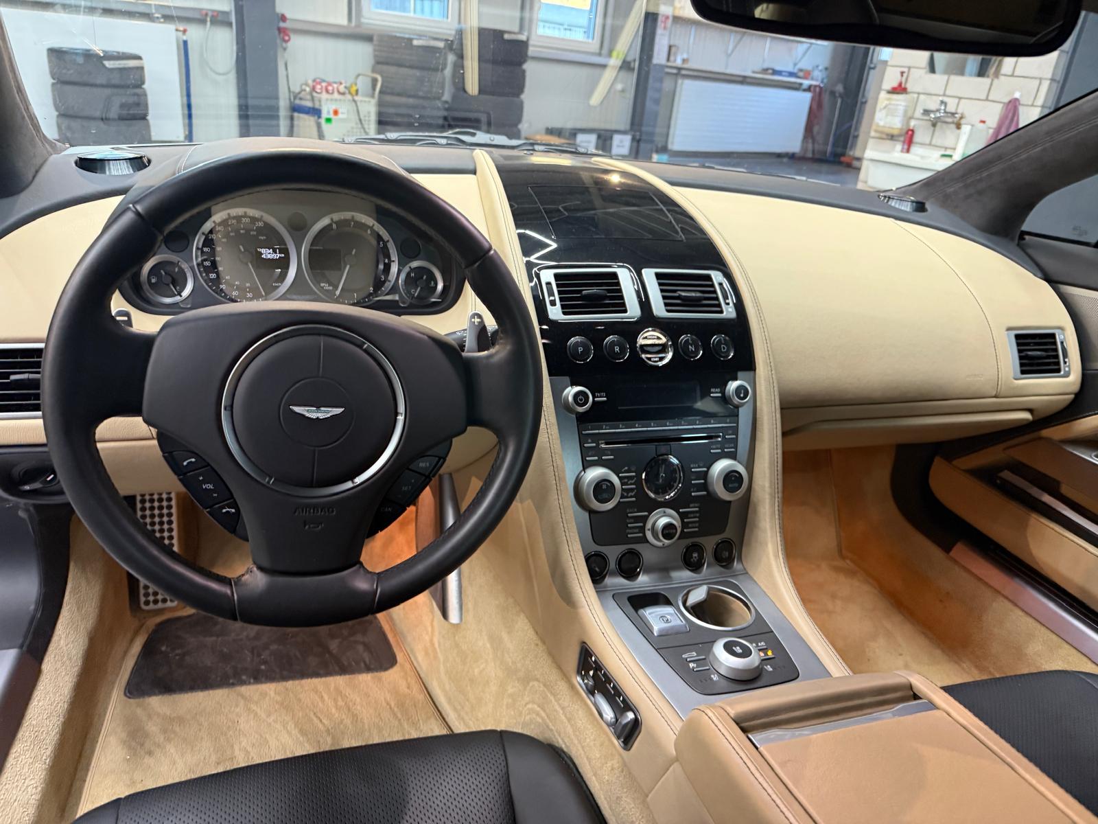 ASTON MARTIN Rapide 5.9 V12 Touchtronic 2-image-11
