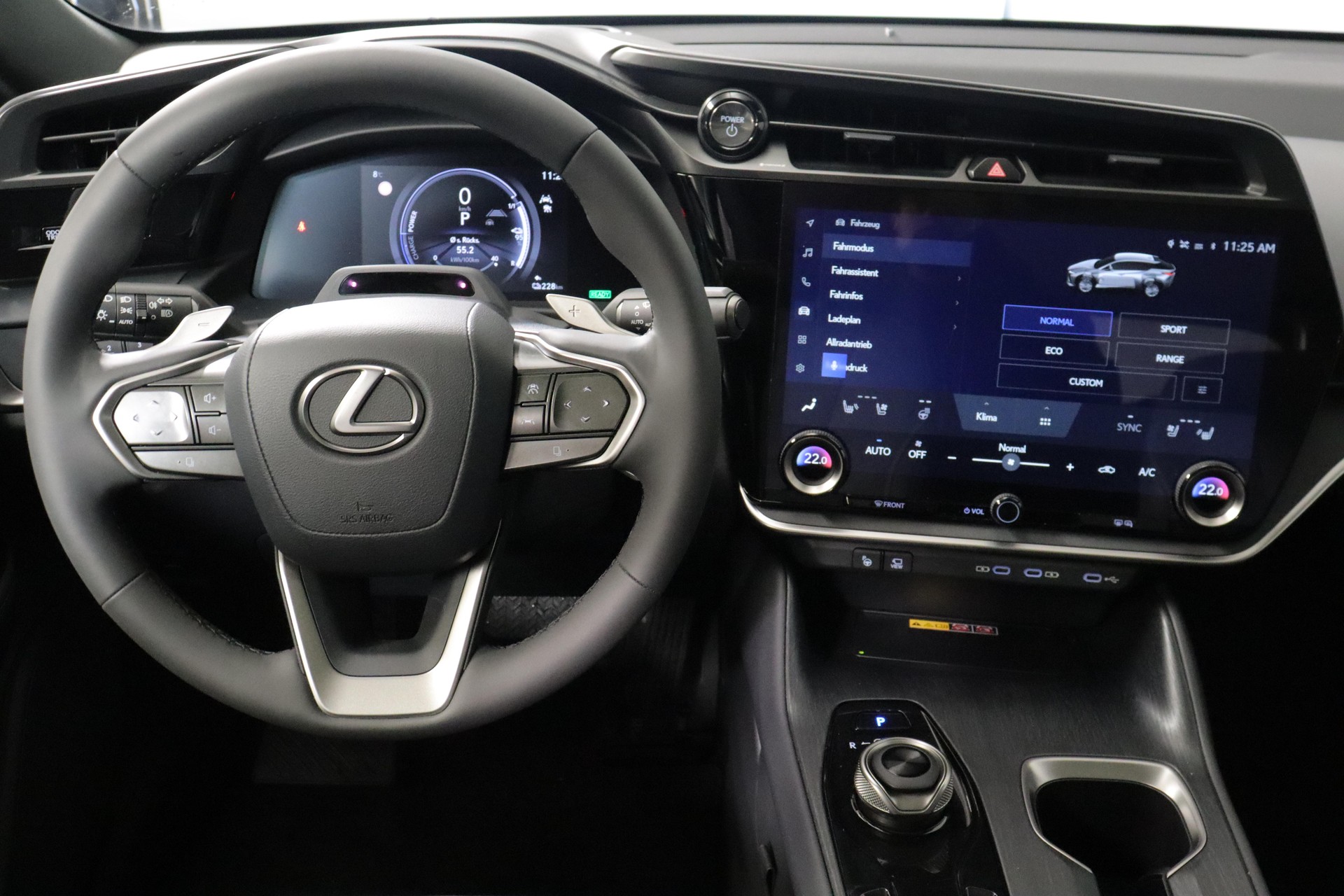 LEXUS RZ 450e Excellence-image-6